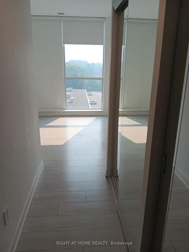 31 Tippett Rd #619, Toronto 4