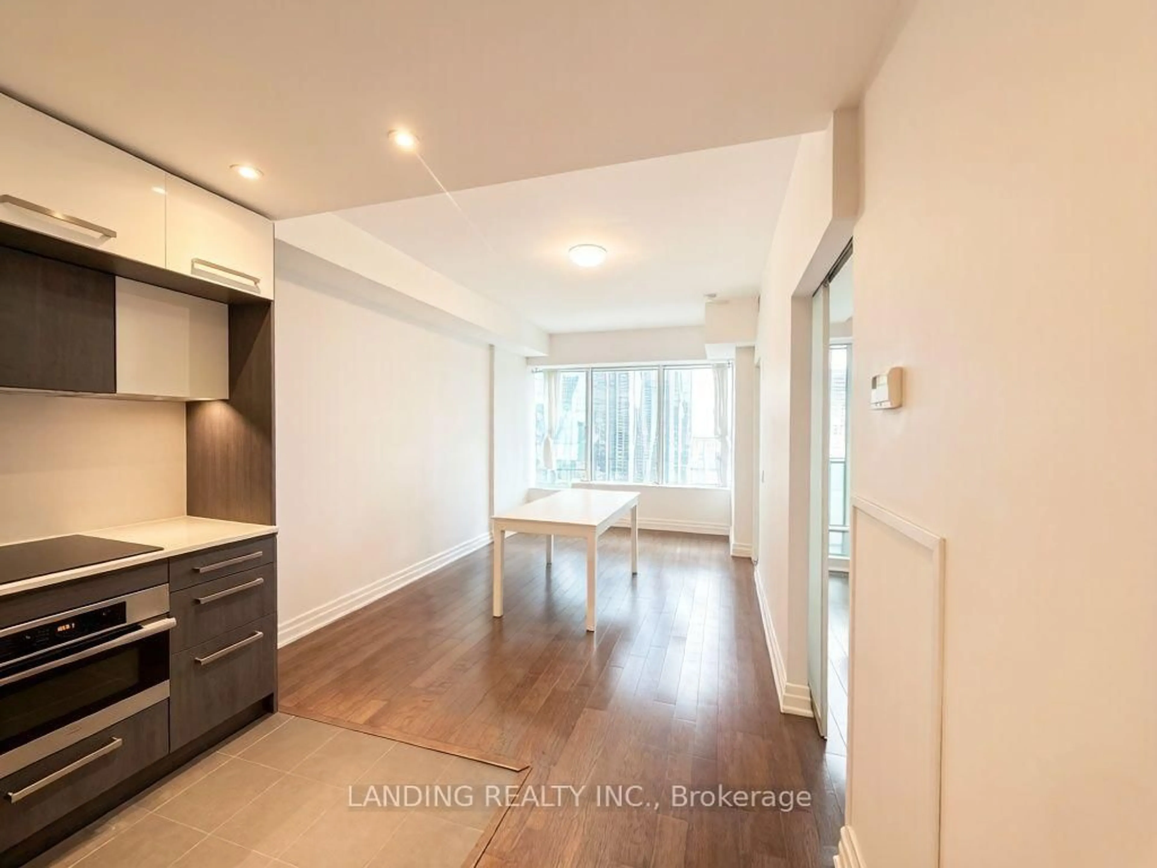 A pic of a room for 8 The Esplanade Ave #3304, Toronto Ontario M5E 0A6