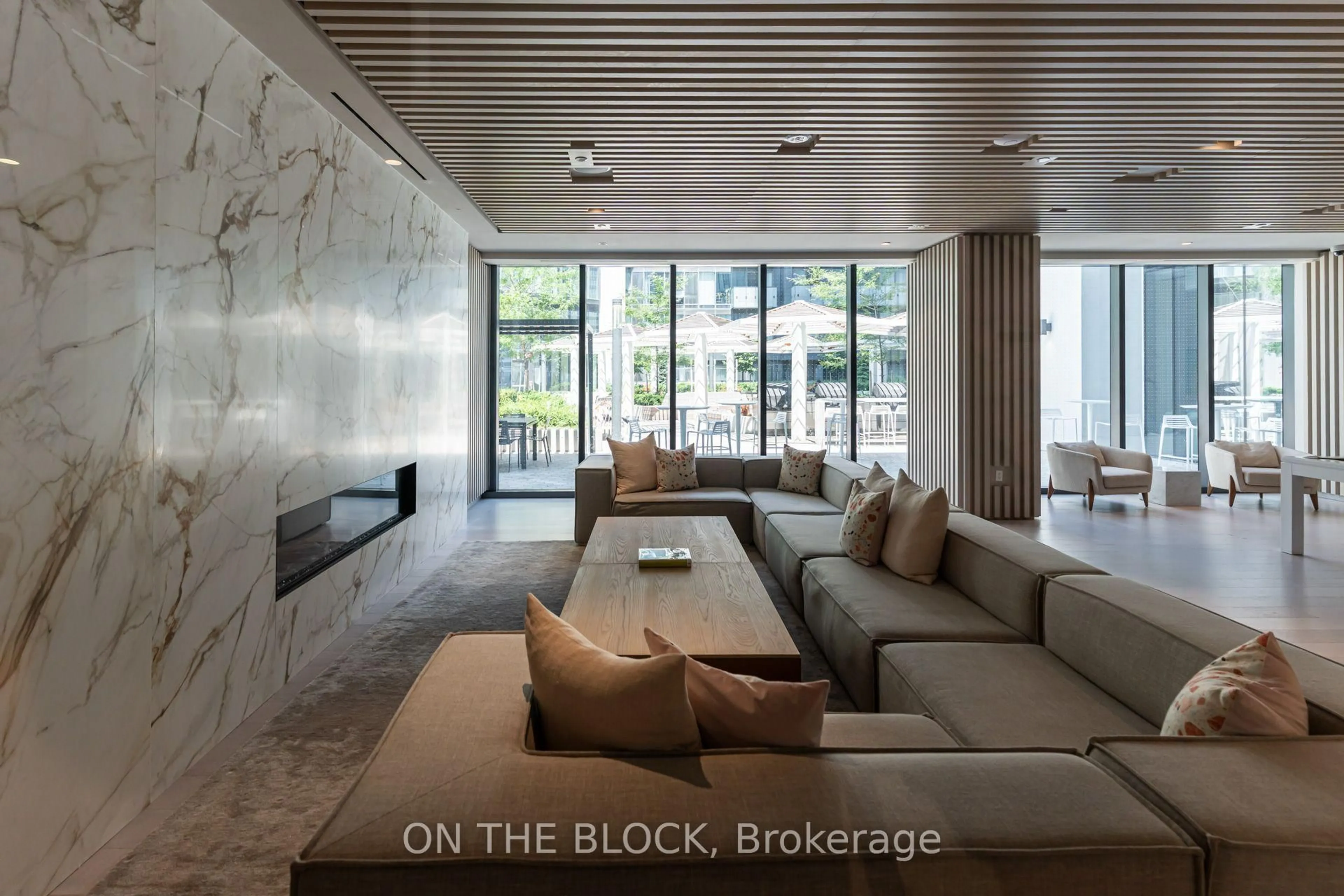 Lobby for 138 Downes St #2801, Toronto Ontario M5E 0E4