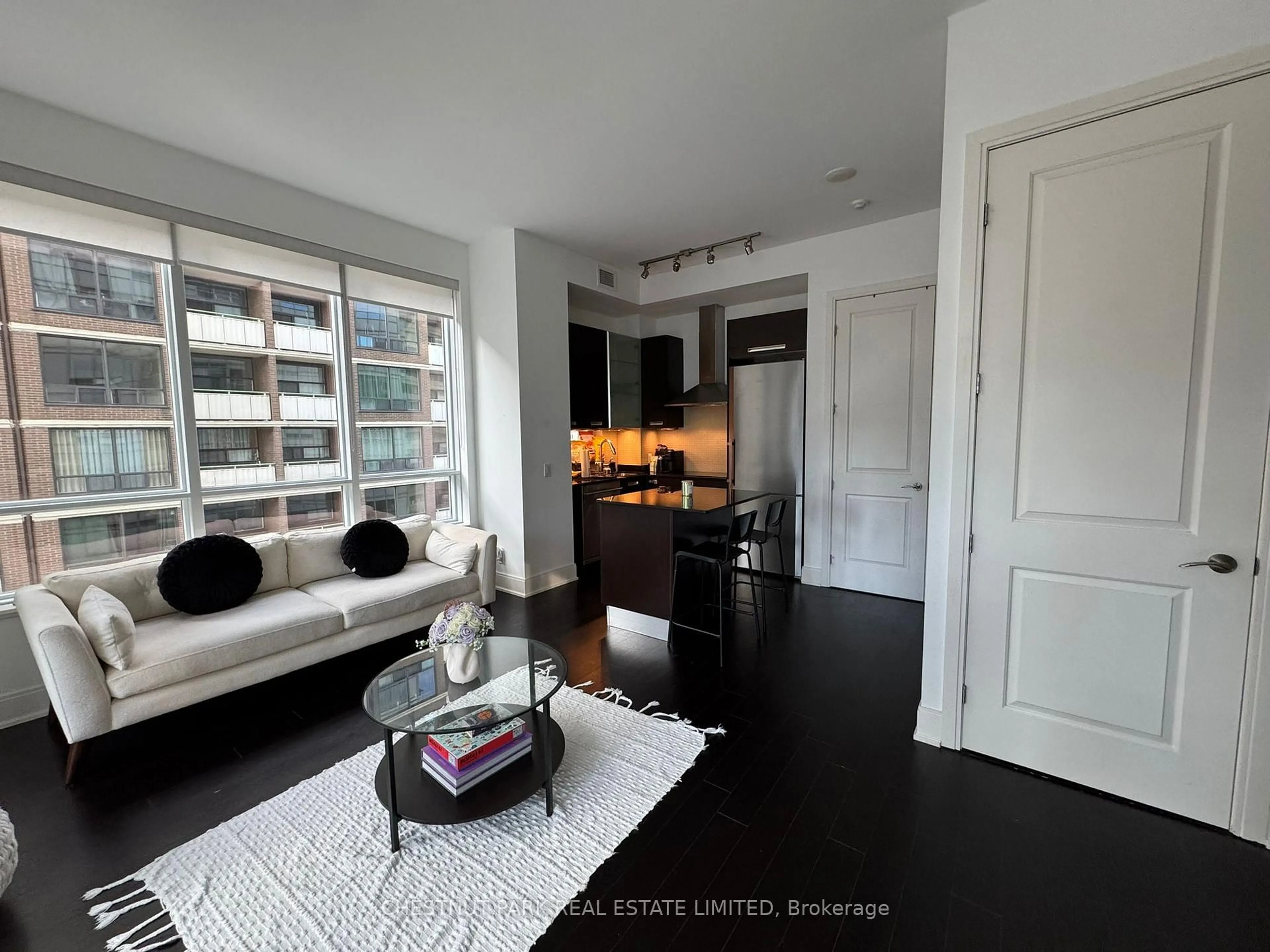 Unknown for 21 Balmuto St #1102, Toronto Ontario M4Y 1W4