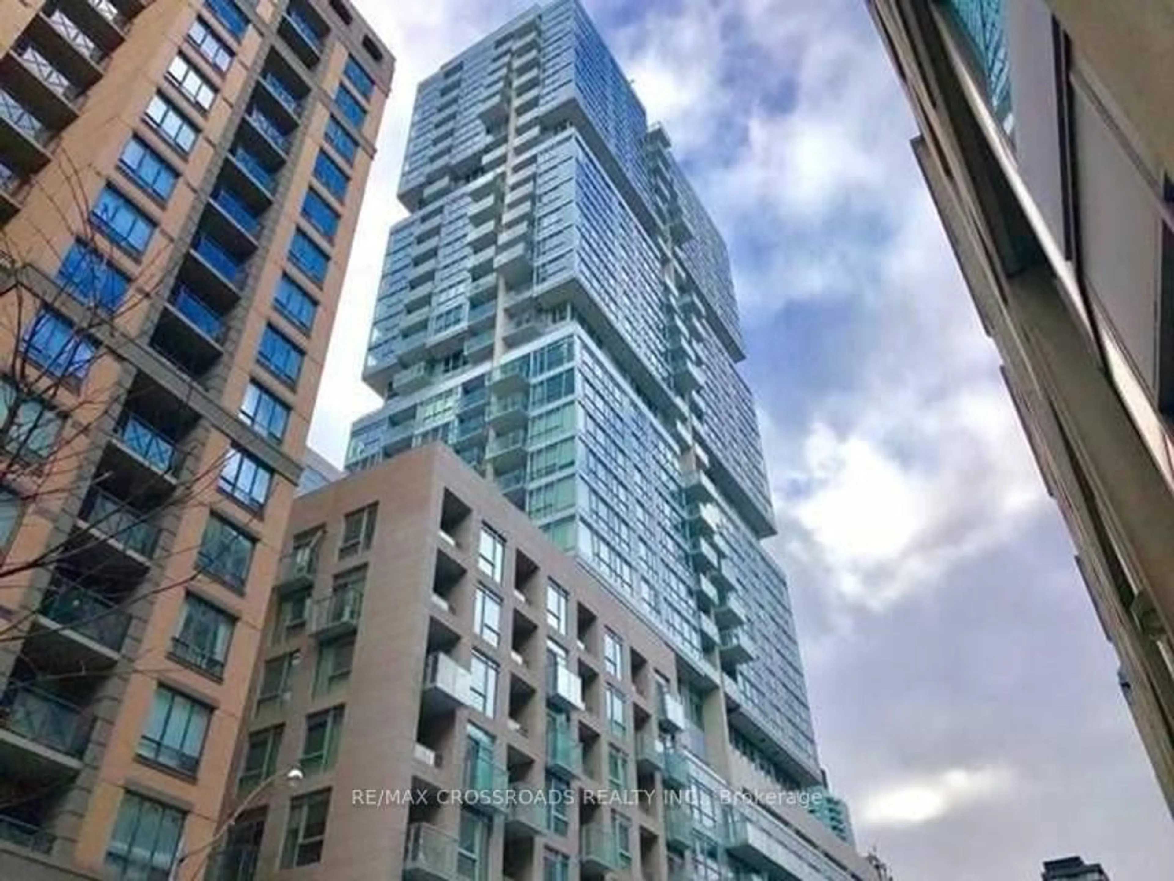 Unknown for 199 Richmond St #1708, Toronto Ontario M5V 0H4