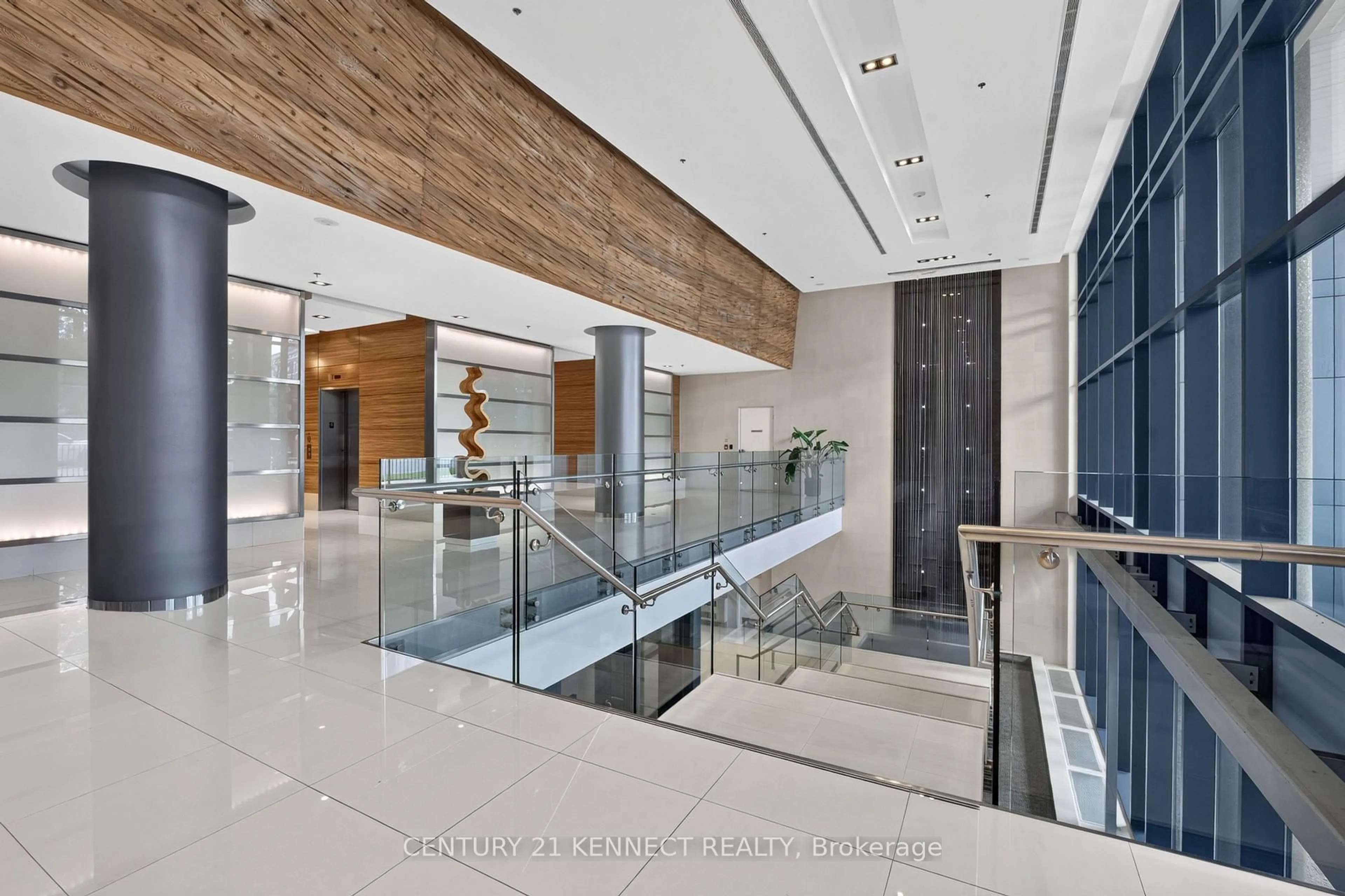 Indoor foyer for 2885 Bayview Ave #1514, Toronto Ontario M2K 0A3