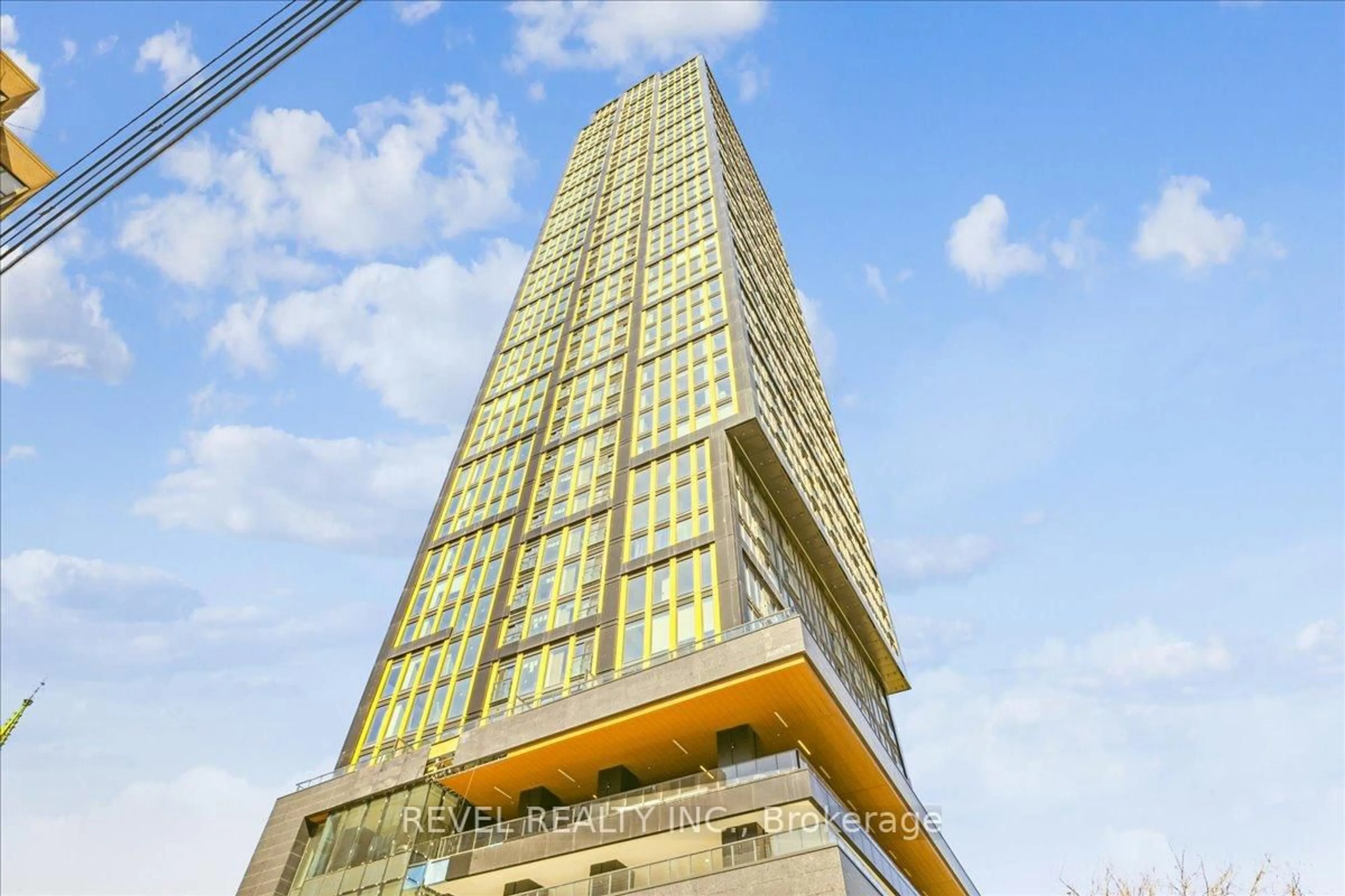 Indoor foyer for 319 Jarvis St #2617, Toronto Ontario M5B 0C8