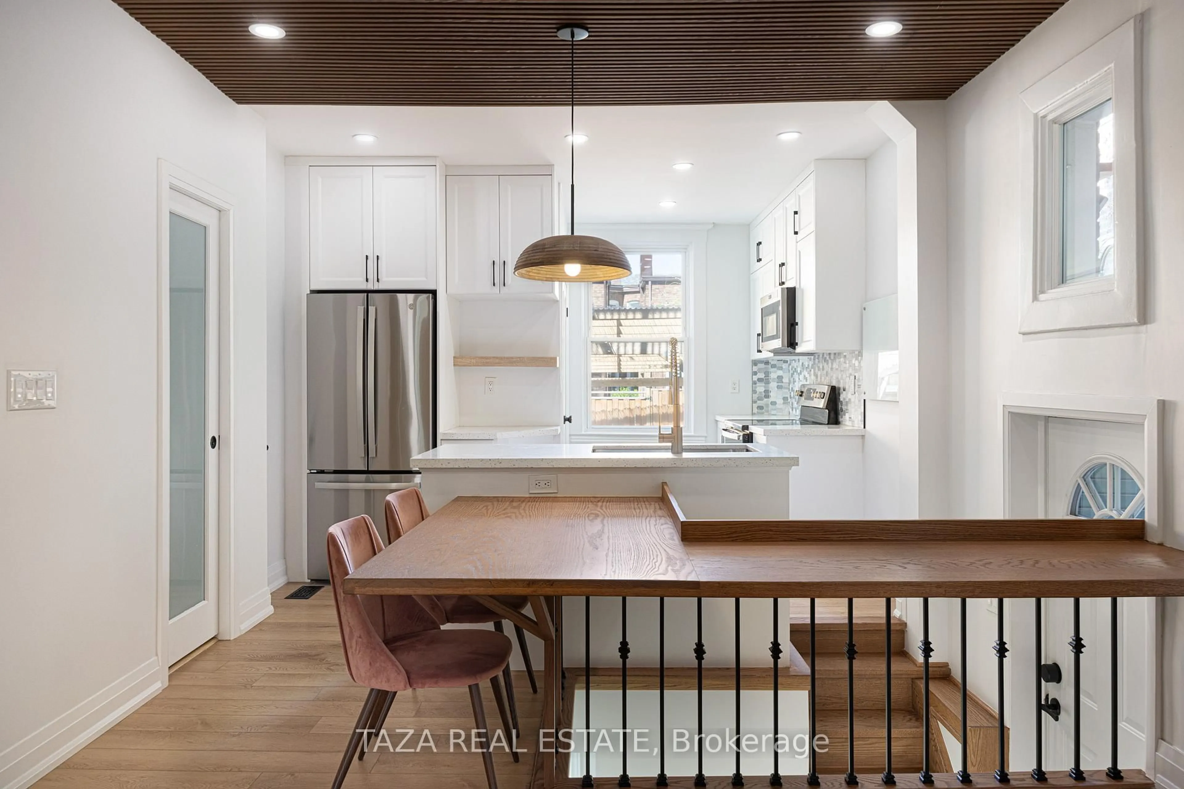 Open concept kitchen, unknown for 46 Euclid Ave, Toronto Ontario M6J 2J6