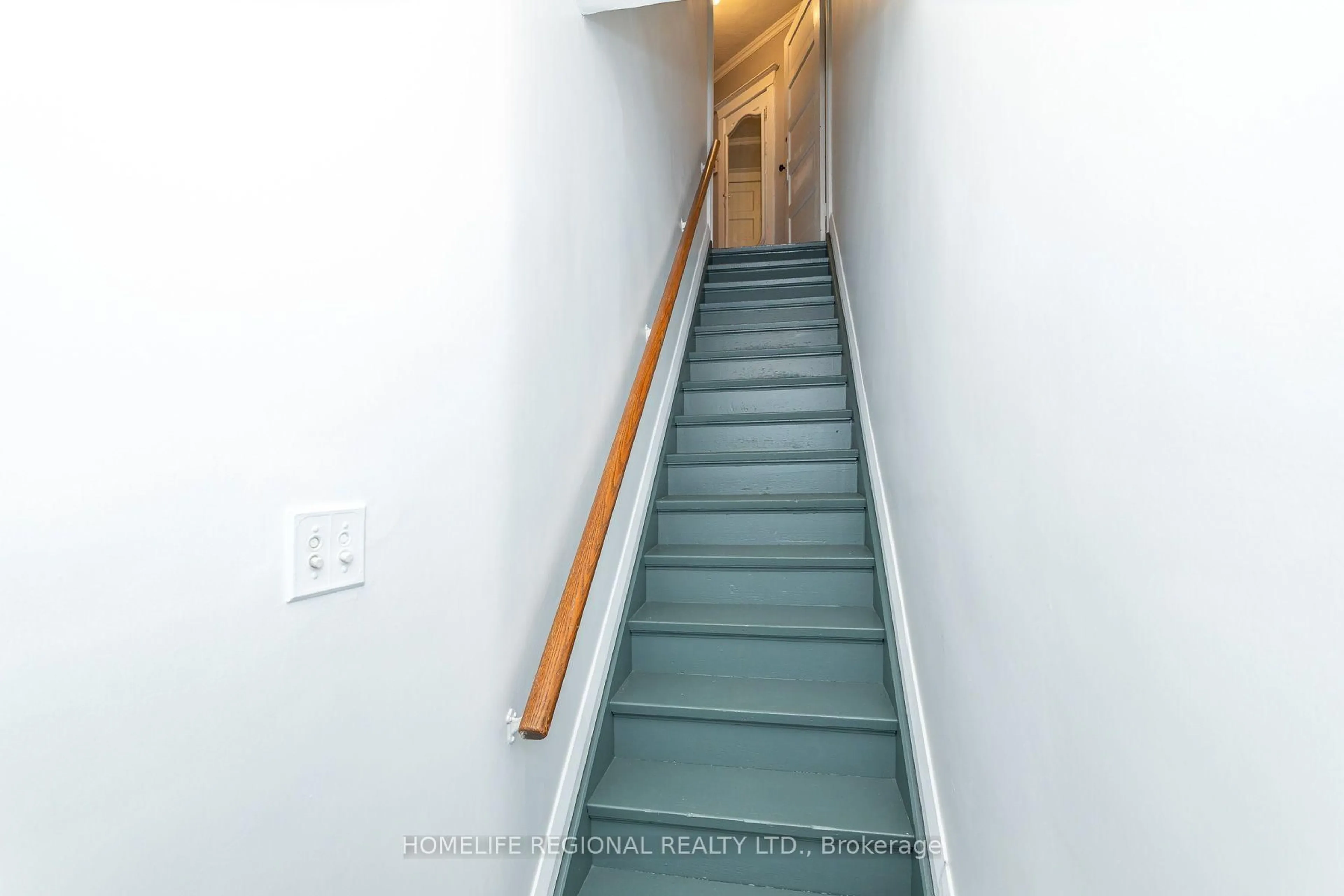 Stairs for 353 St Clarens Ave, Toronto Ontario M6H 3W2