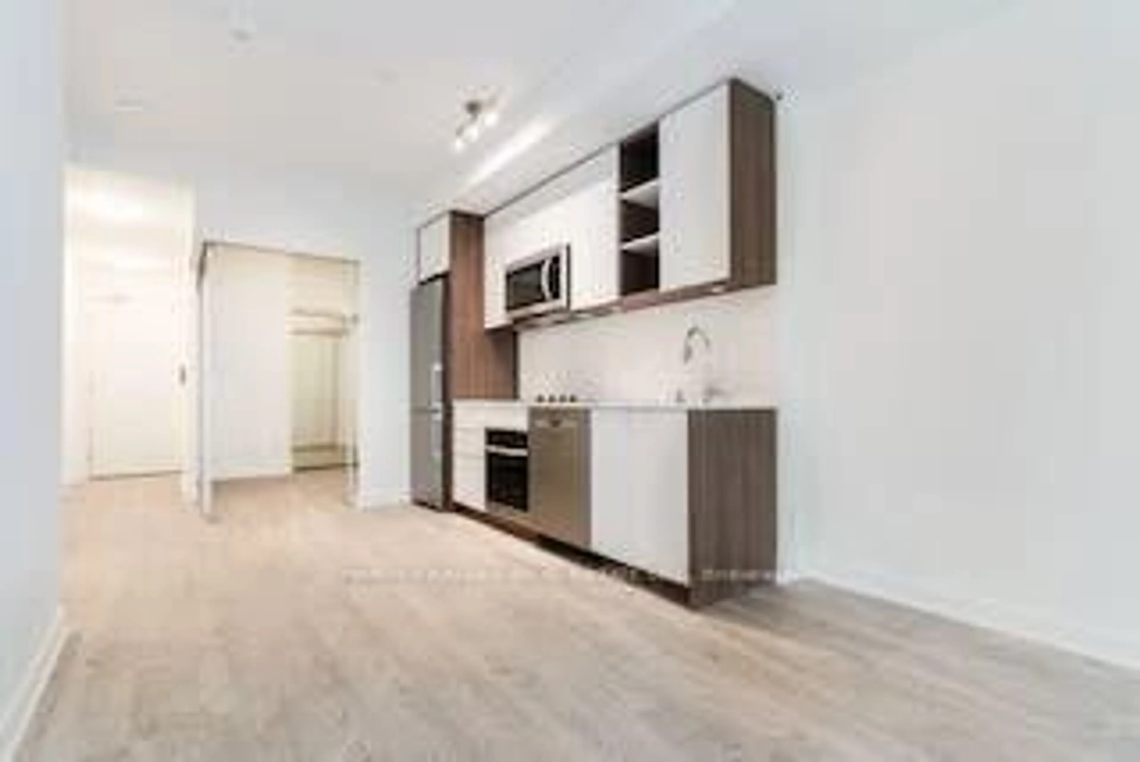 Unknown for 543 Richmond St #410, Toronto Ontario M5V 1Y6