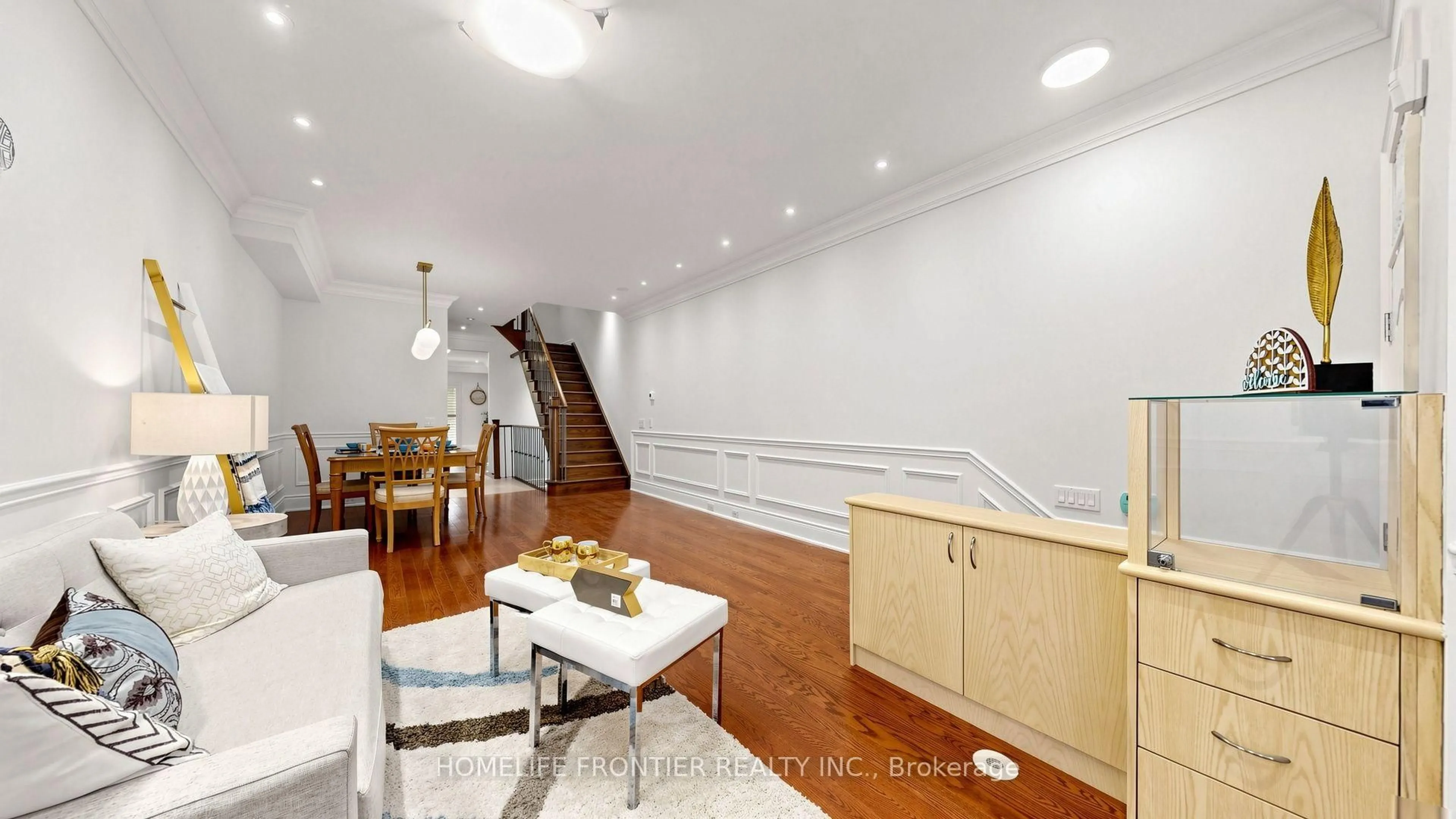 Unknown for 30 Clairtrell Rd, Toronto Ontario M2N 5J6