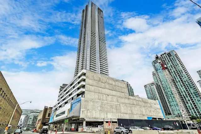 28 Freeland St #4106, Toronto 3