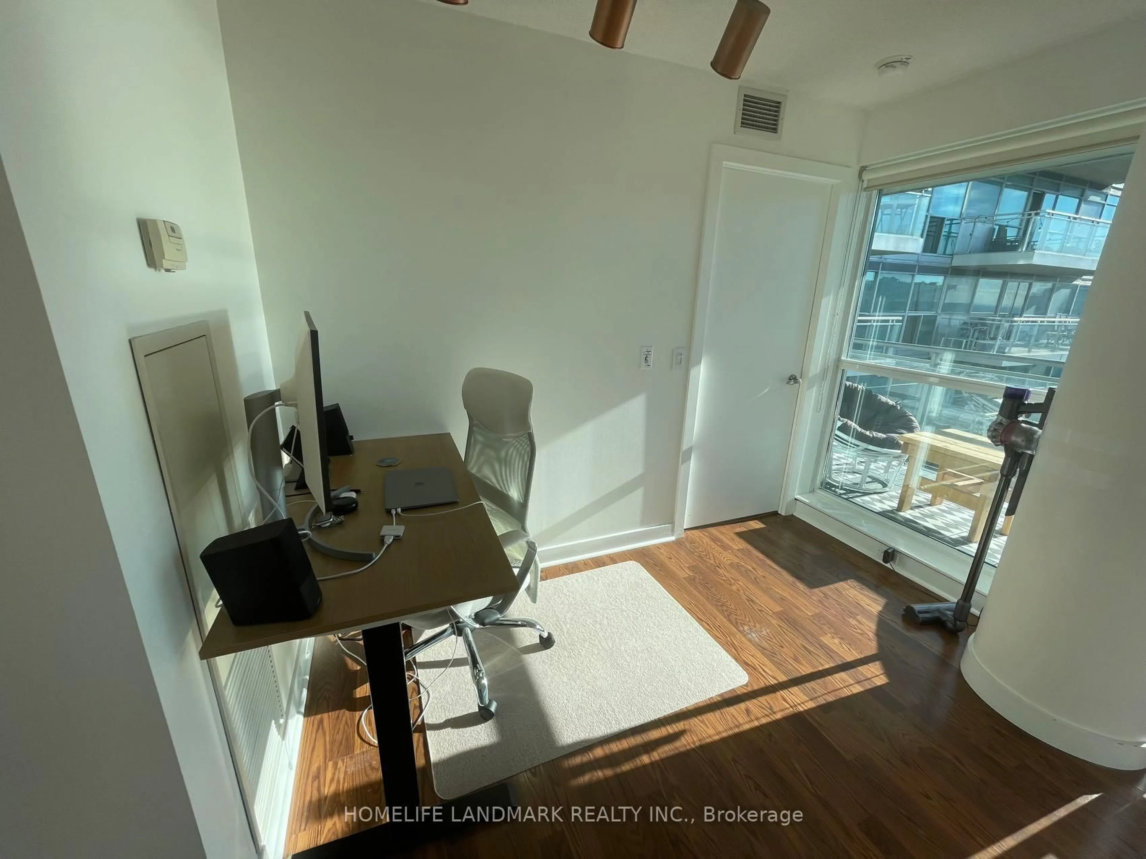 A pic of a room for 80 Western Battery Rd #2303, Toronto Ontario M6K 3S1