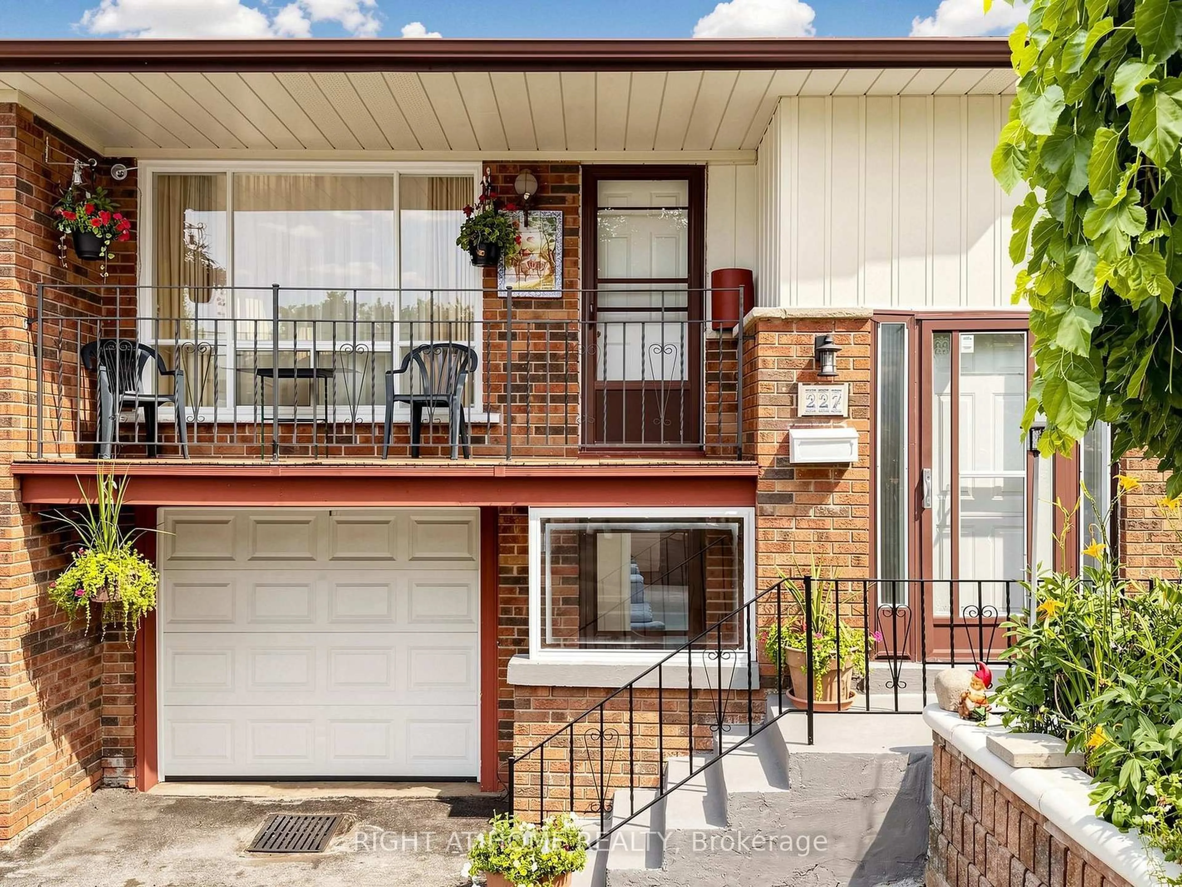 Home with brick exterior material, street for 227 Apache Tr, Toronto Ontario M2H 2W3