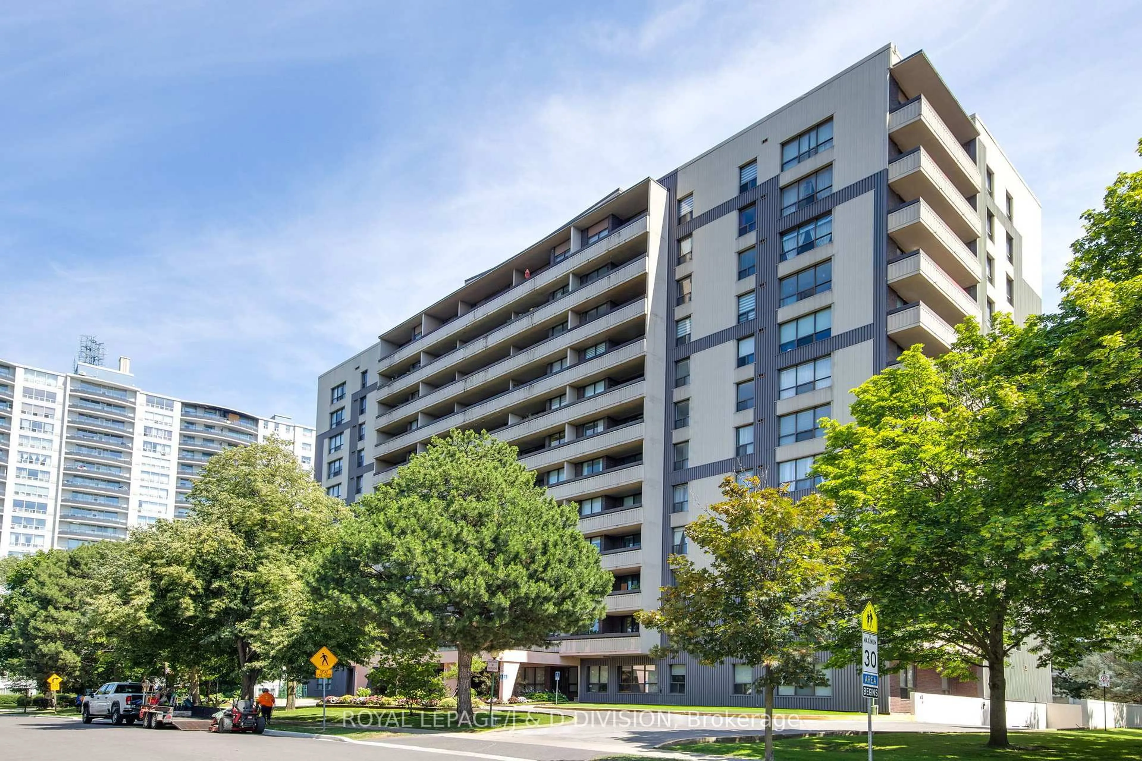 Unknown for 100 Canyon Ave #701, Toronto Ontario M3H 5T9