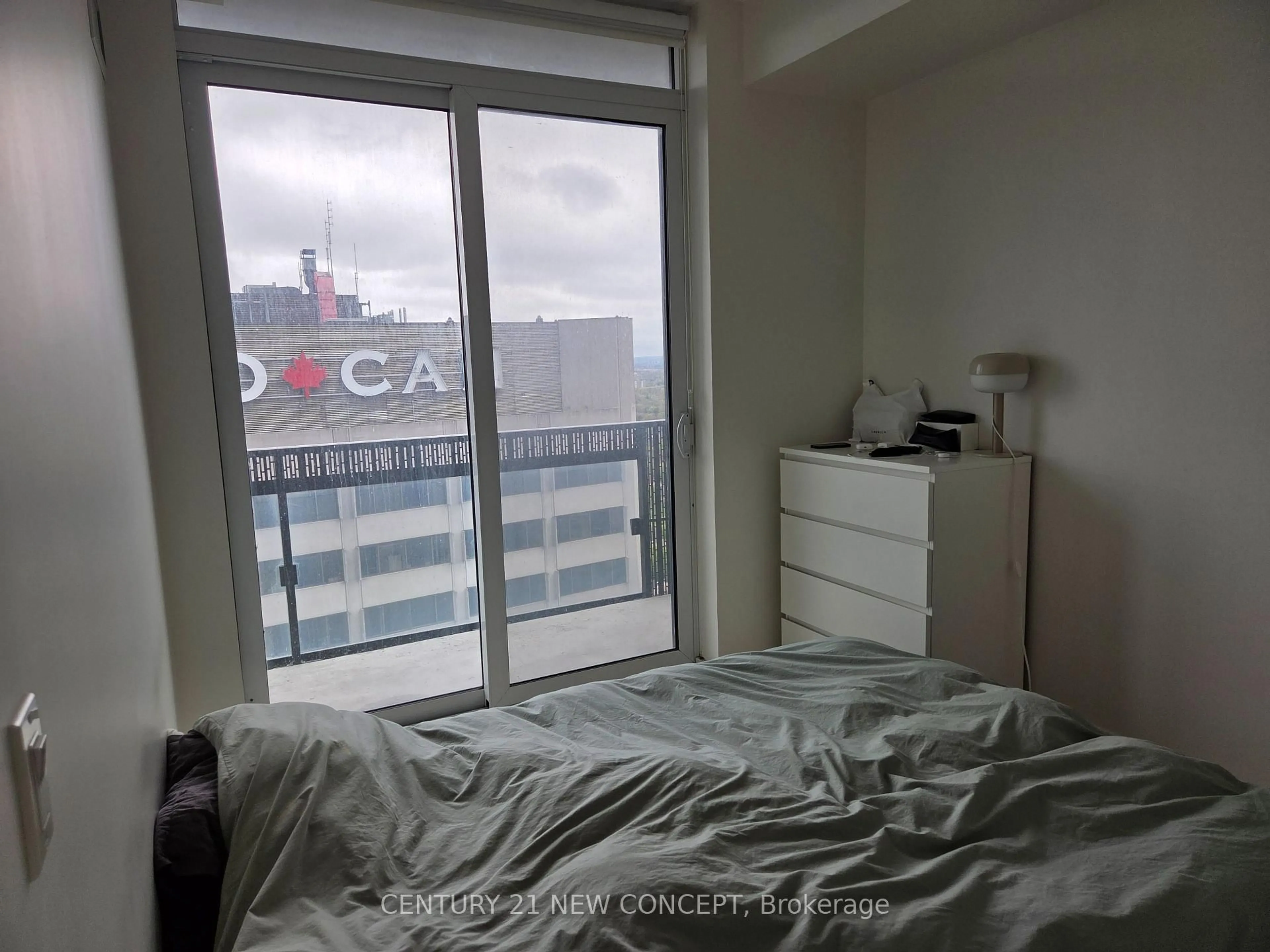 A pic of a room for 8 Eglinton Ave #3604, Toronto Ontario M4P 0C1