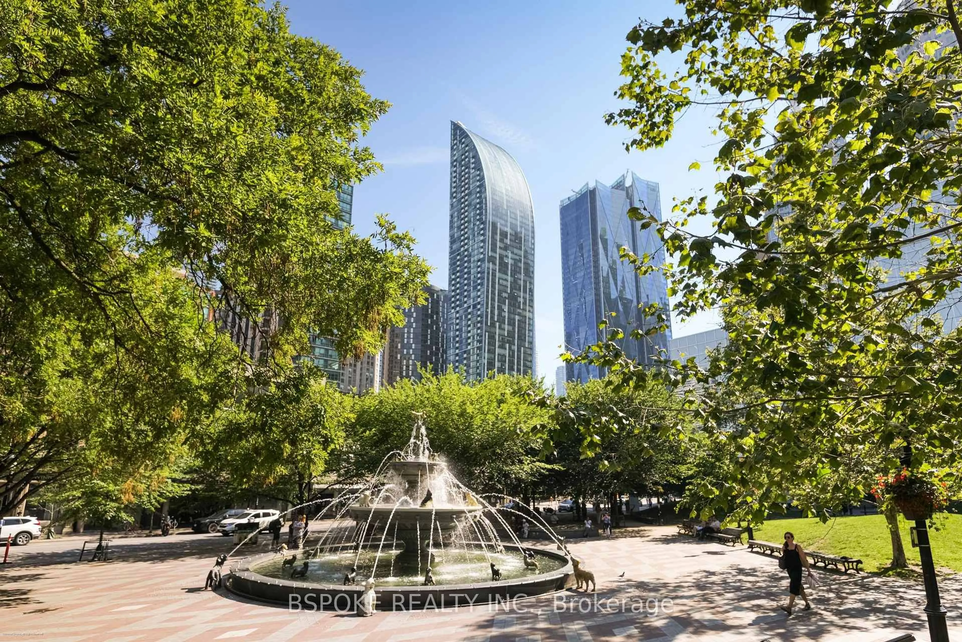 Patio, street for 8 The Esplanade Ave #1502, Toronto Ontario M5E 0A6