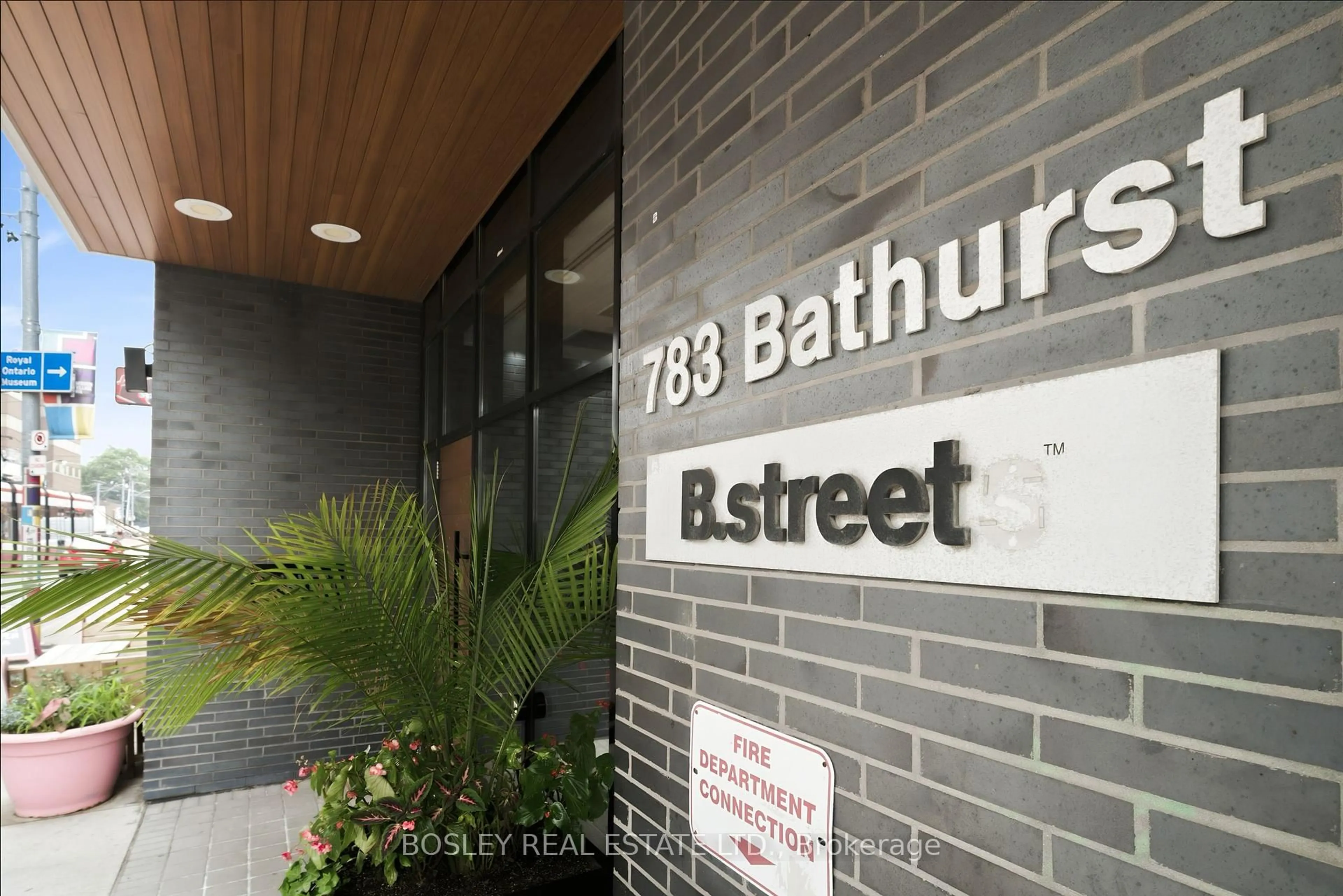Unknown for 783 Bathurst St #314, Toronto Ontario M5S 1Z5