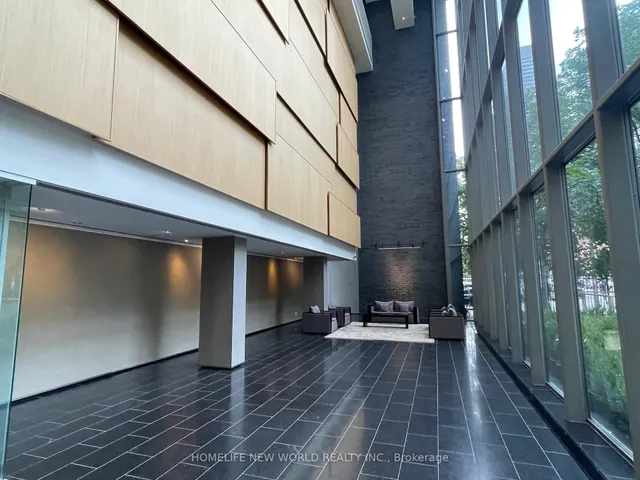 33 Charles St #2109, Toronto 5