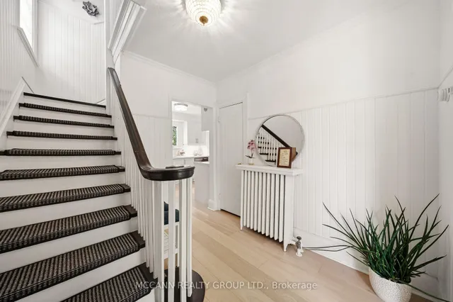 1396 Mount Pleasant Rd, Toronto 5