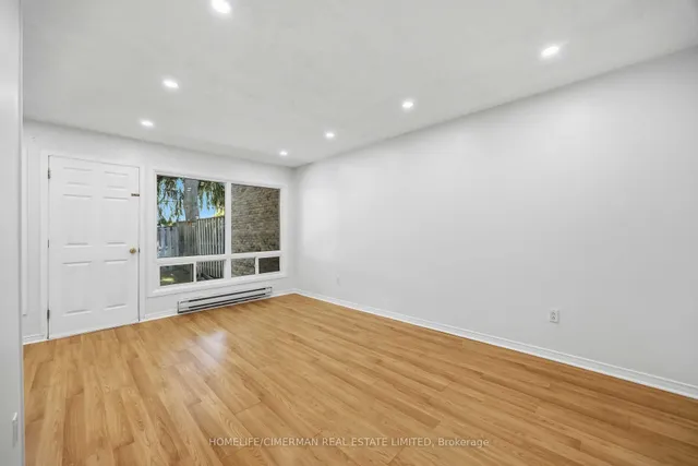 142 Thorny Vineway, Toronto 5