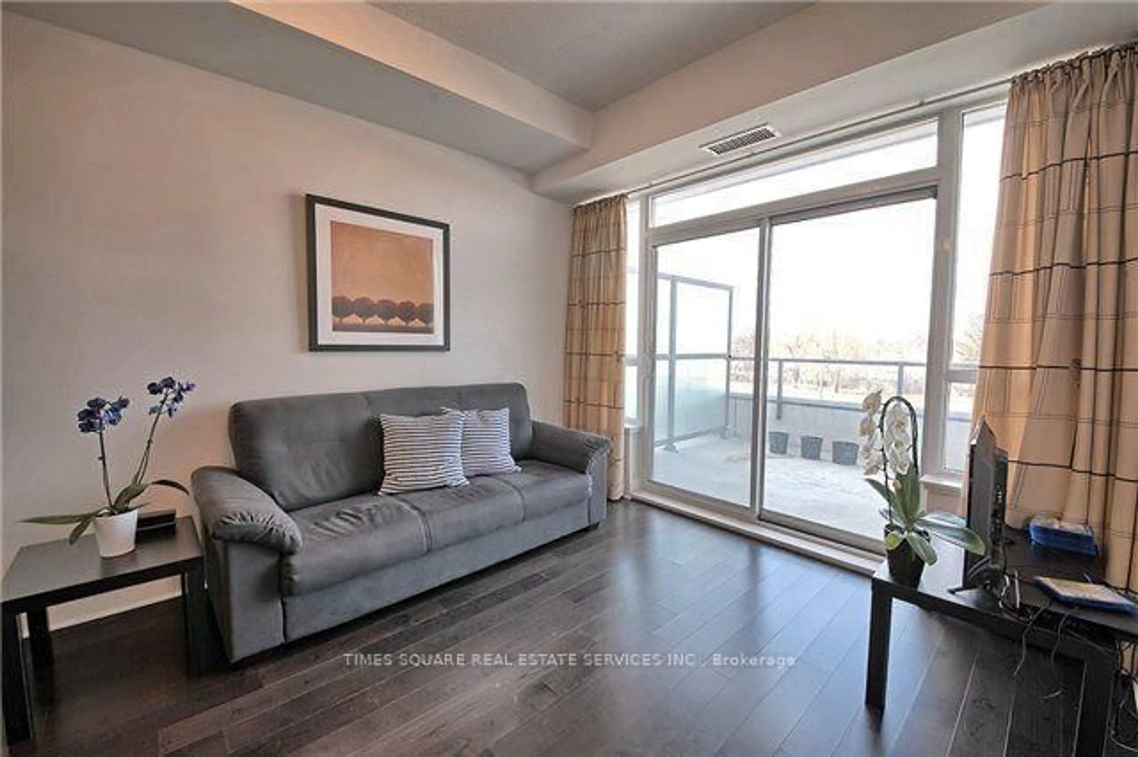Living room with furniture, unknown for 399 Spring Garden Ave #315, Toronto Ontario M2N 3H6