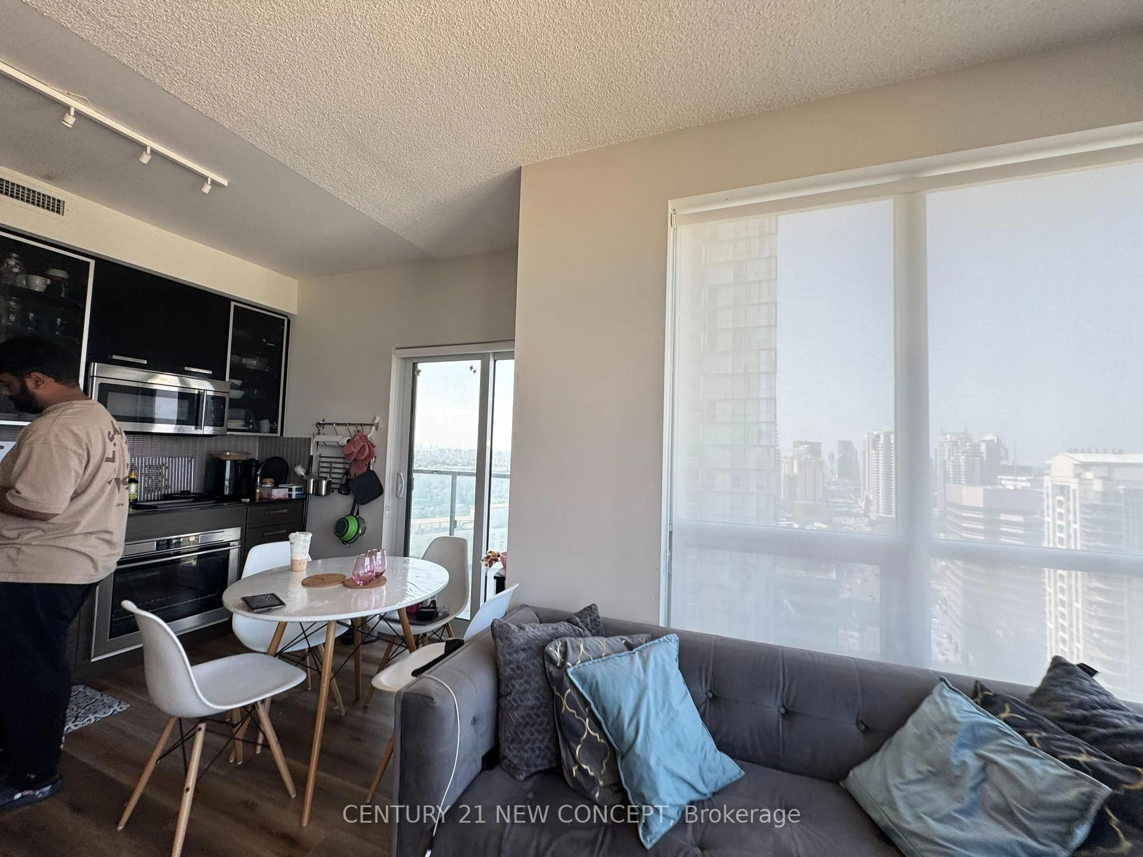 A pic of a room for 5168 Yonge St #2709, Toronto Ontario M2N 5P6