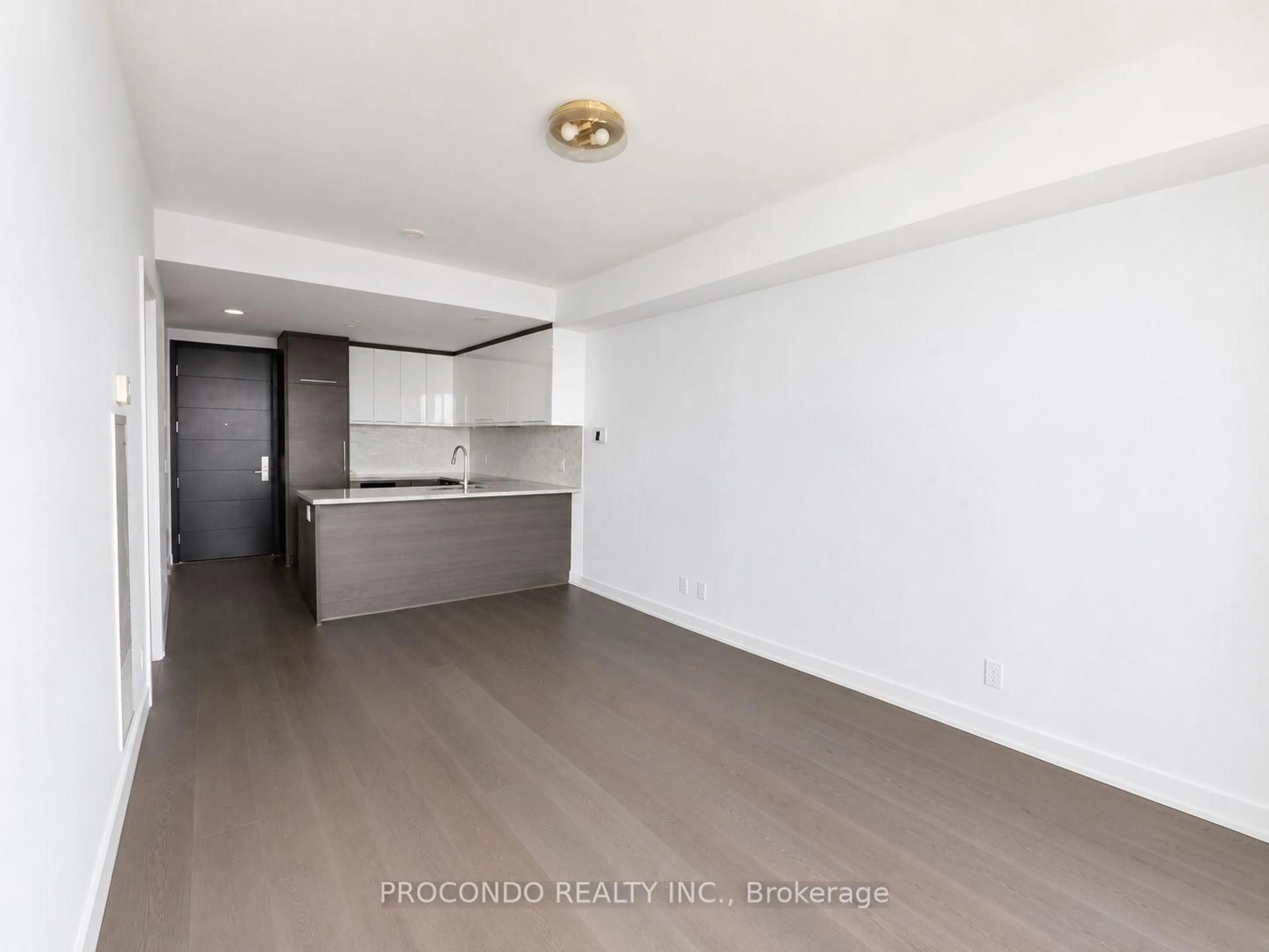A pic of a room for 488 University Ave #3812, Toronto Ontario M5G 0C1