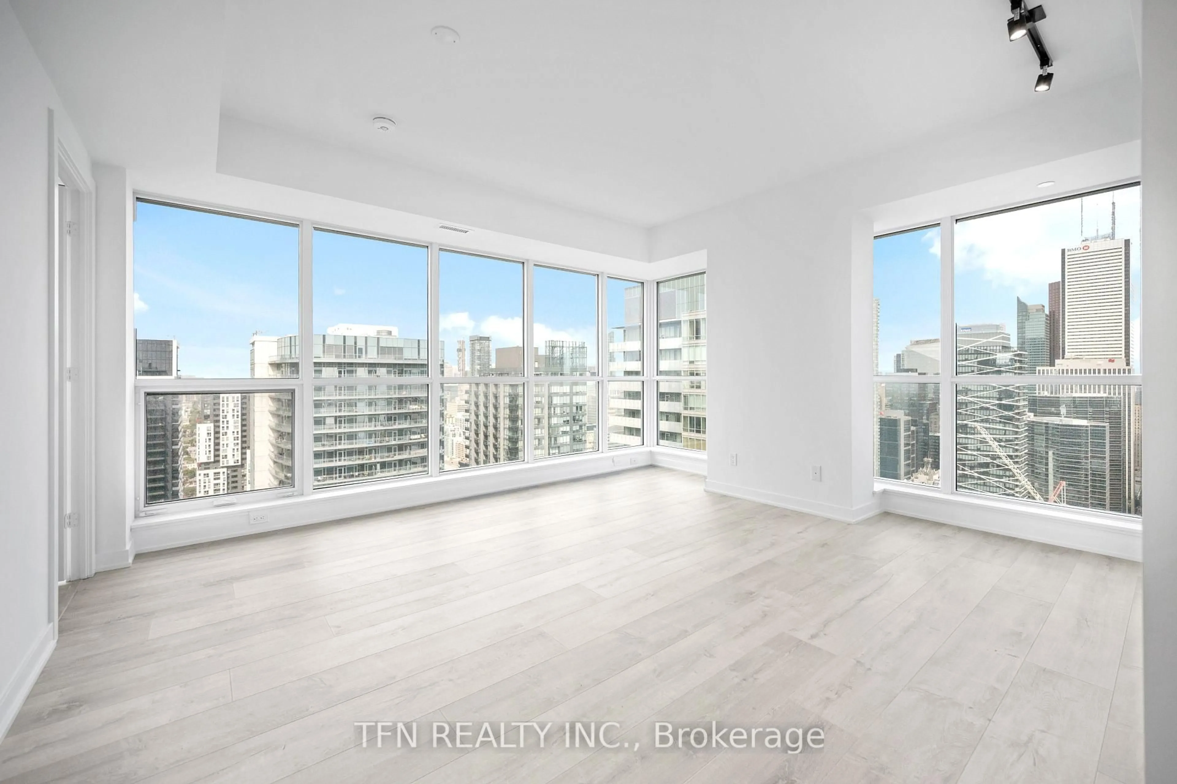 A pic of a room for 327 King St #4506, Toronto Ontario M5A 0Y5