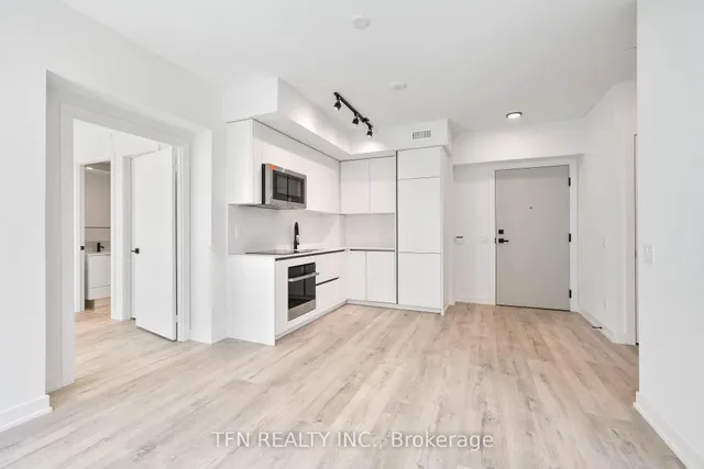 327 King St #4704, Toronto 4