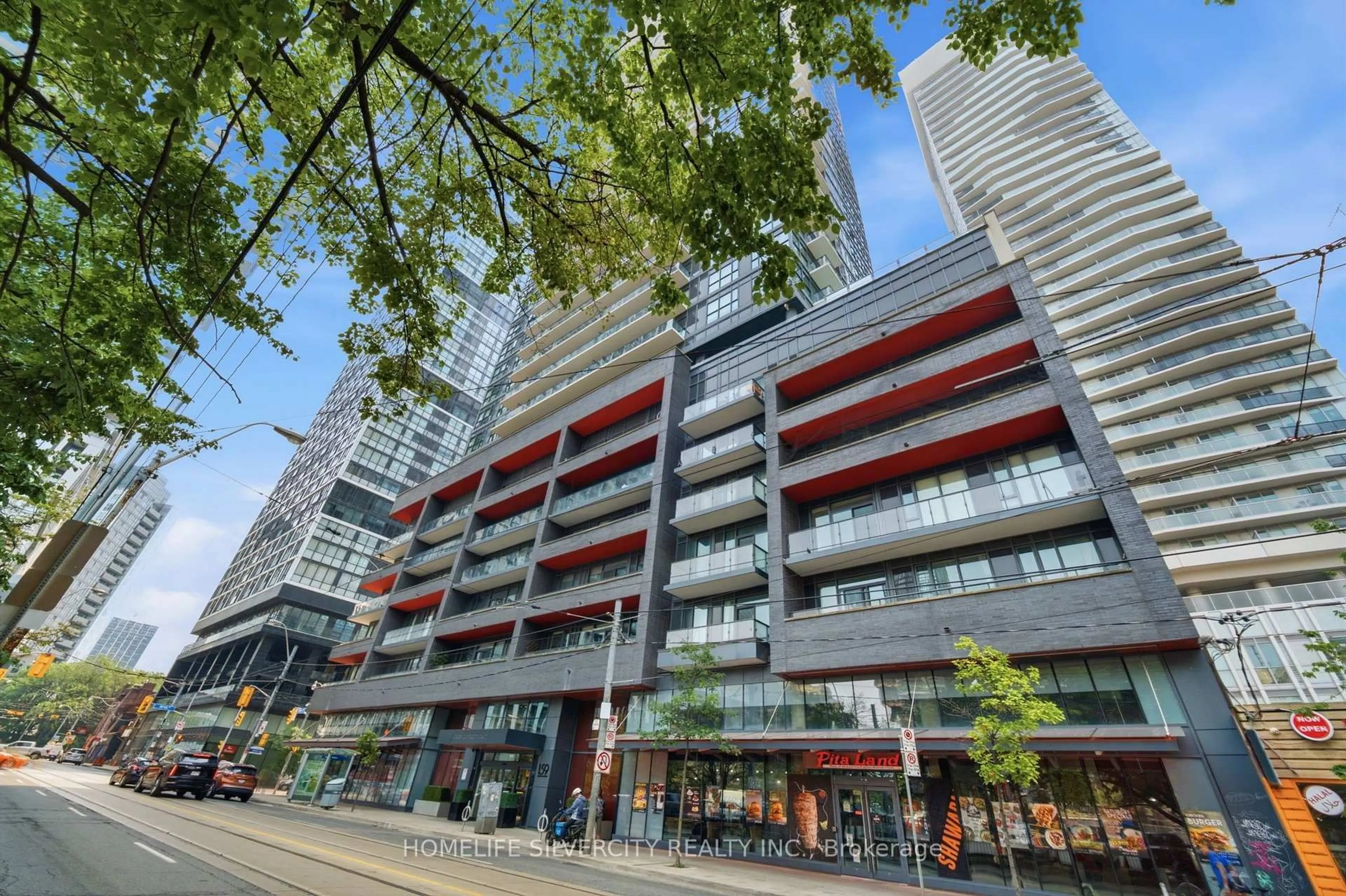 Patio, street for 159 Dundas St #2602, Toronto Ontario M5B 0A9