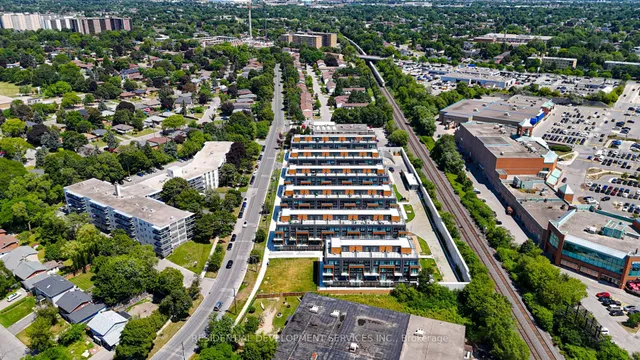 73 Curlew Dr #62, Toronto 5