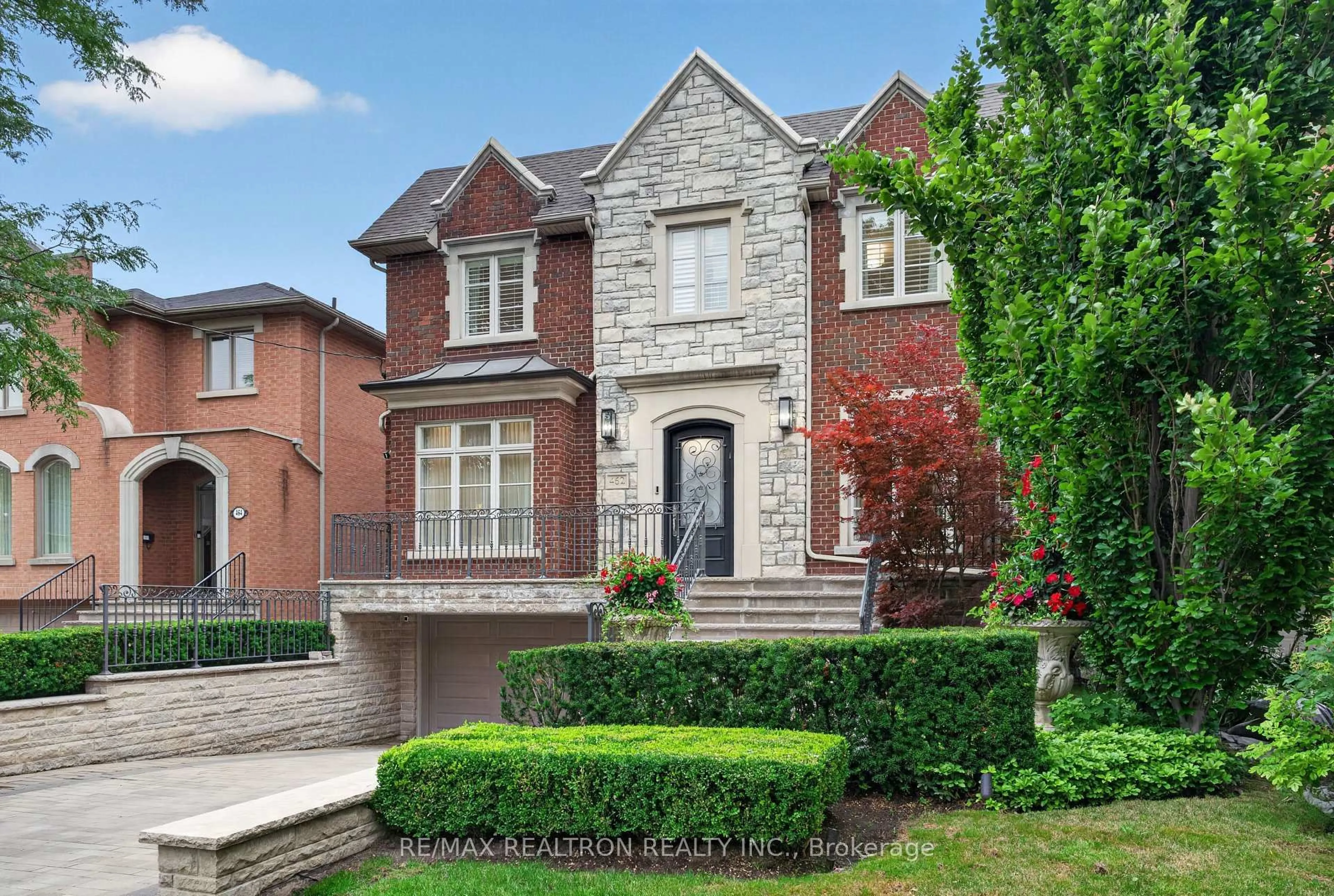 Home with brick exterior material, street for 462 Fairlawn Ave, Toronto Ontario M5M 1V1