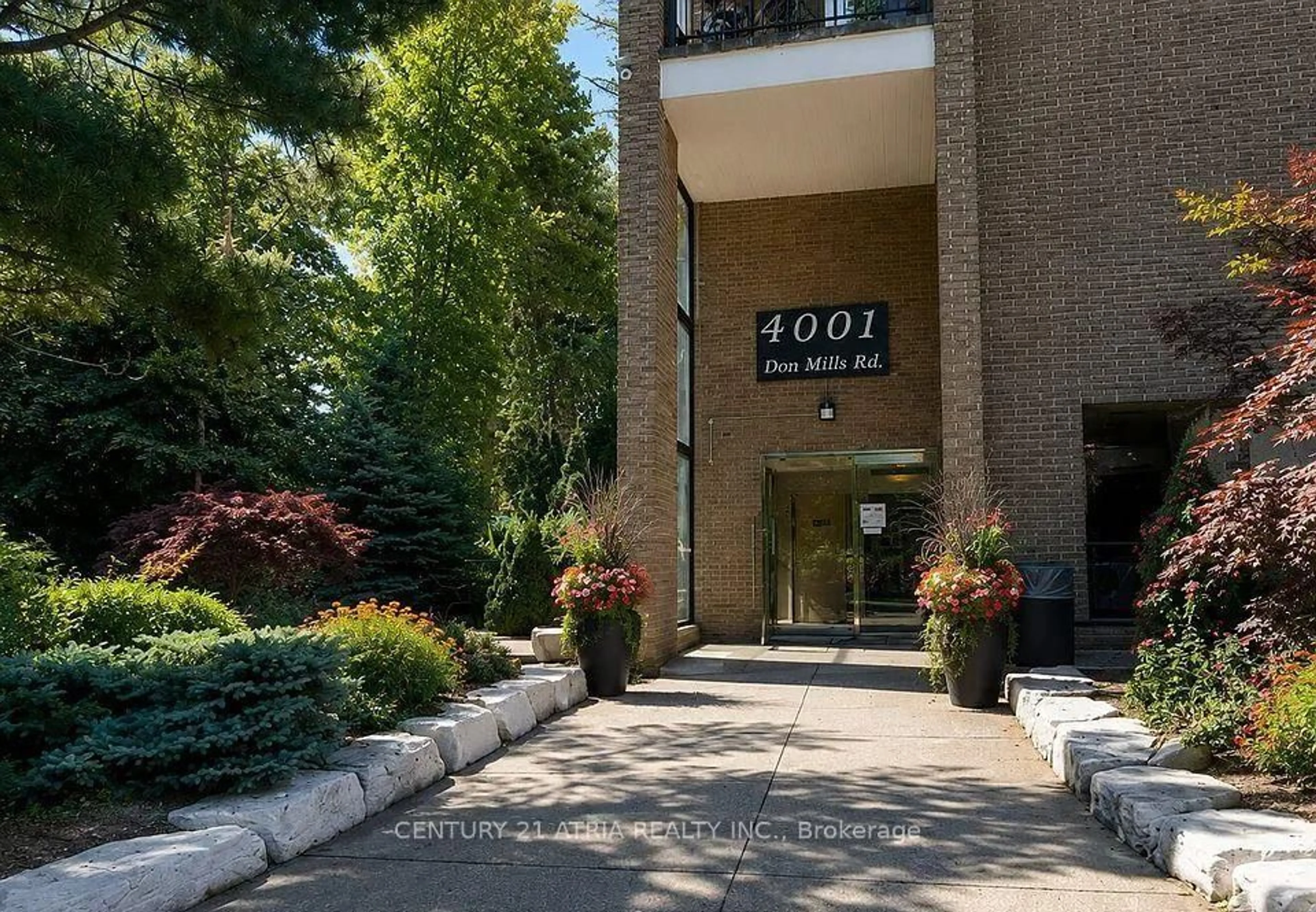 Indoor foyer for 4001 Don Mills Rd #249, Toronto Ontario M2H 3J8
