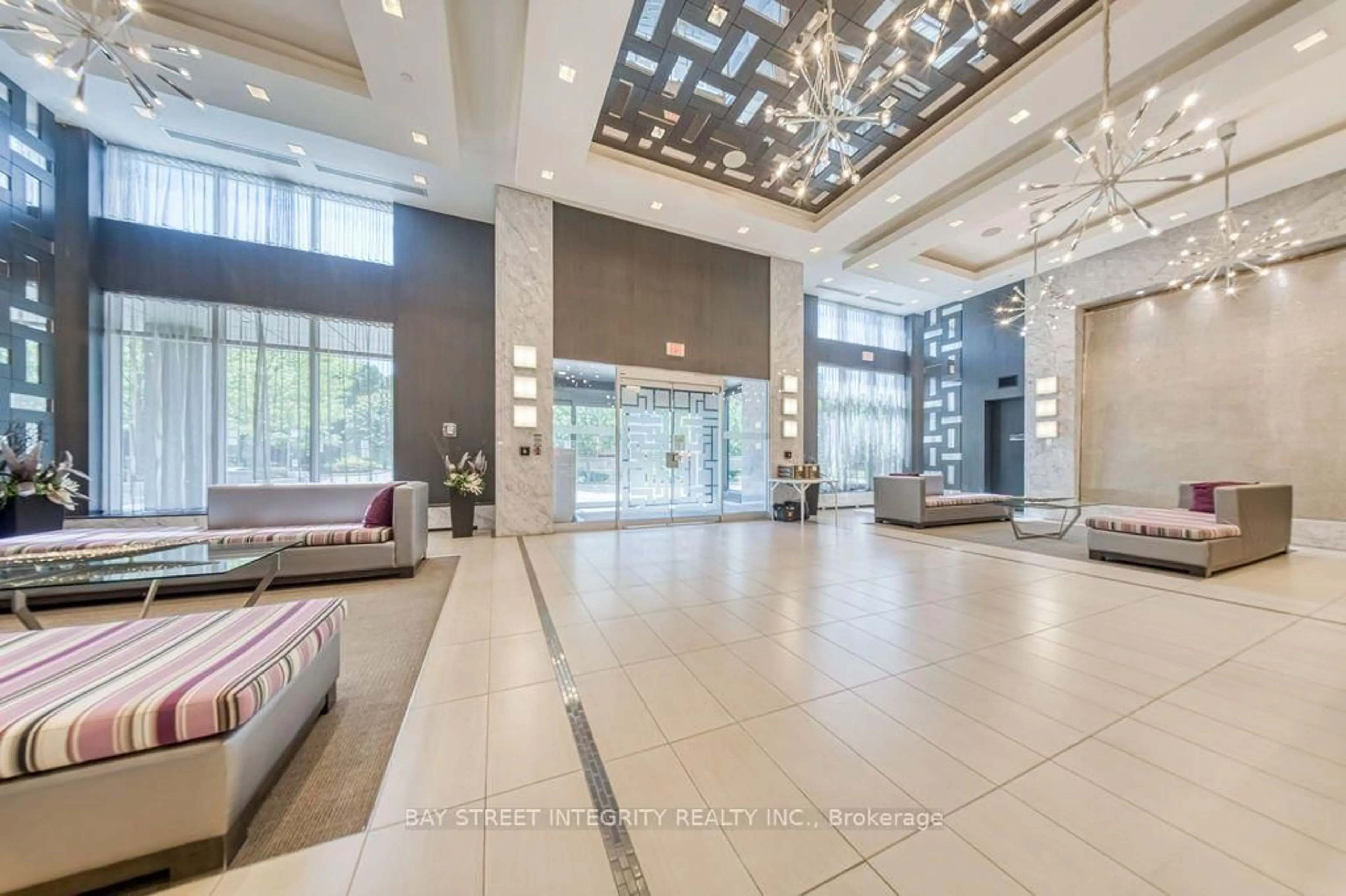Lobby for 18 Graydon Hall Dr #909, Toronto Ontario M3A 2Z9