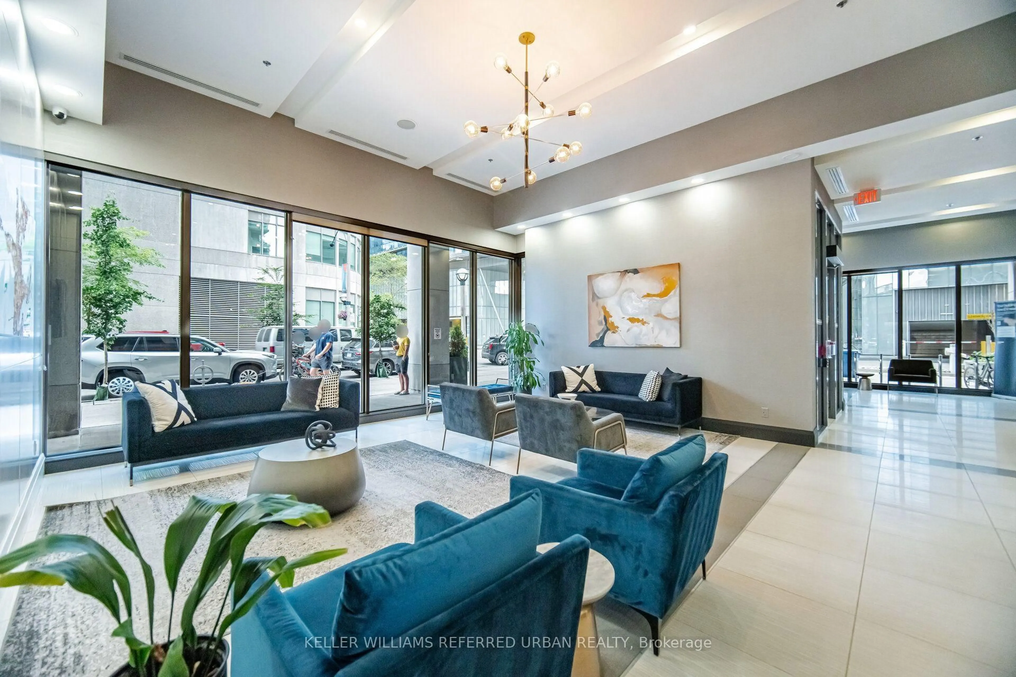 Unknown for 19 Grand Trunk Cres #3708, Toronto Ontario M5J 3A3