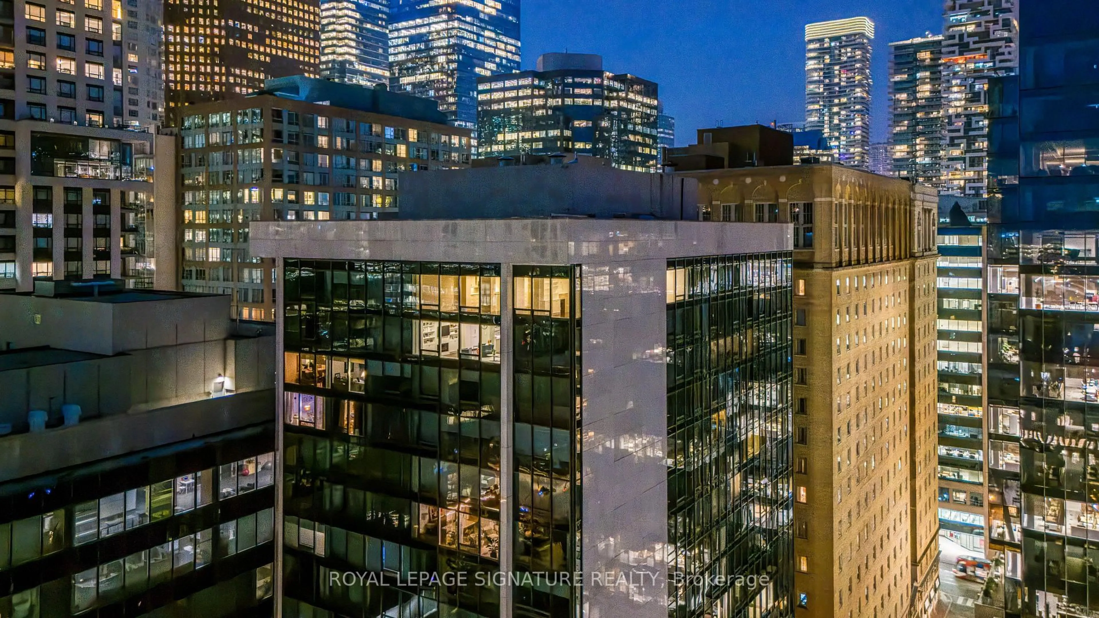 Unknown for 30 Wellington St #2202, Toronto Ontario M5E 1S3