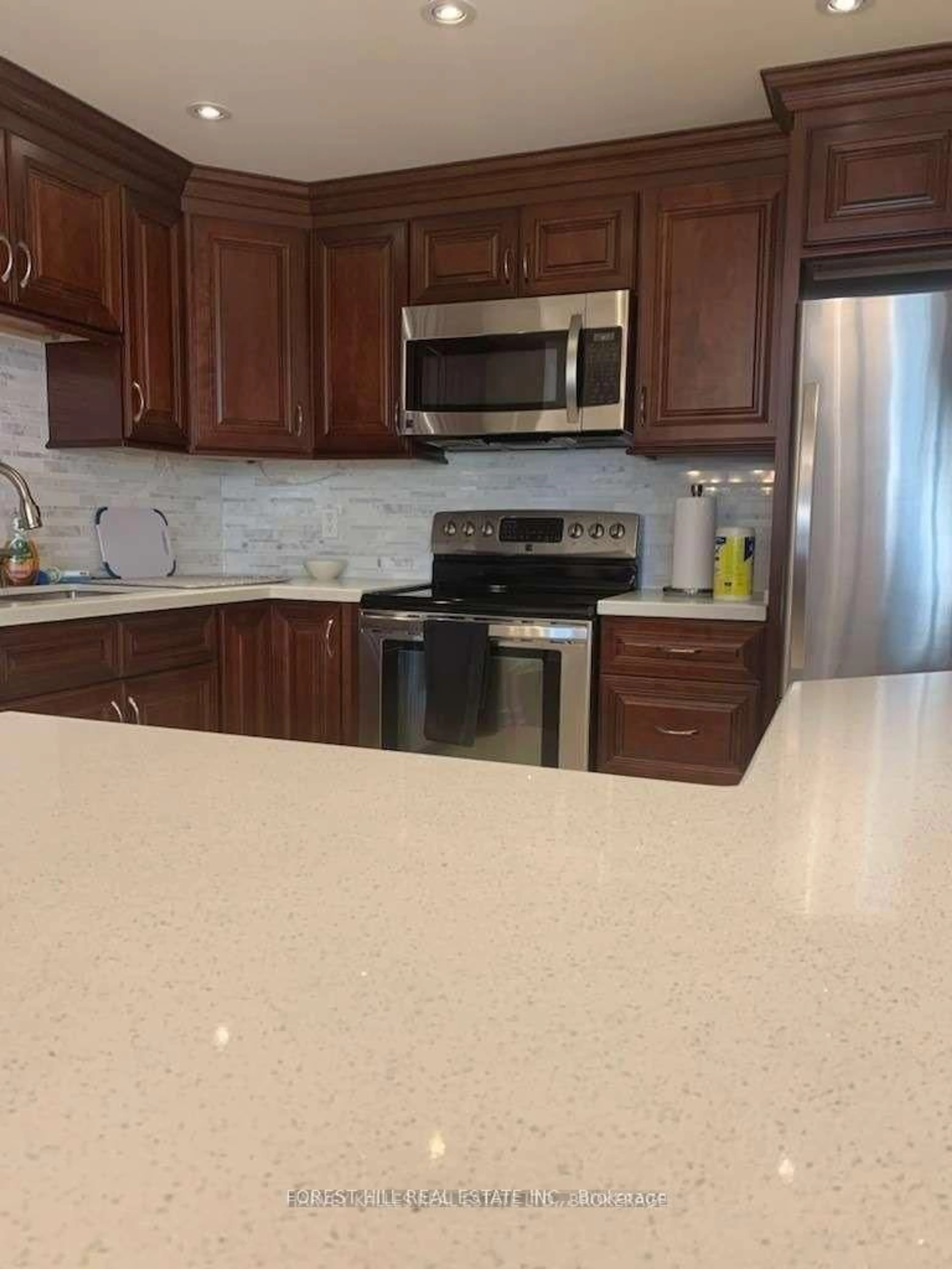 Unknown for 500 Glencairn Ave #303, Toronto Ontario M6B 1Z1