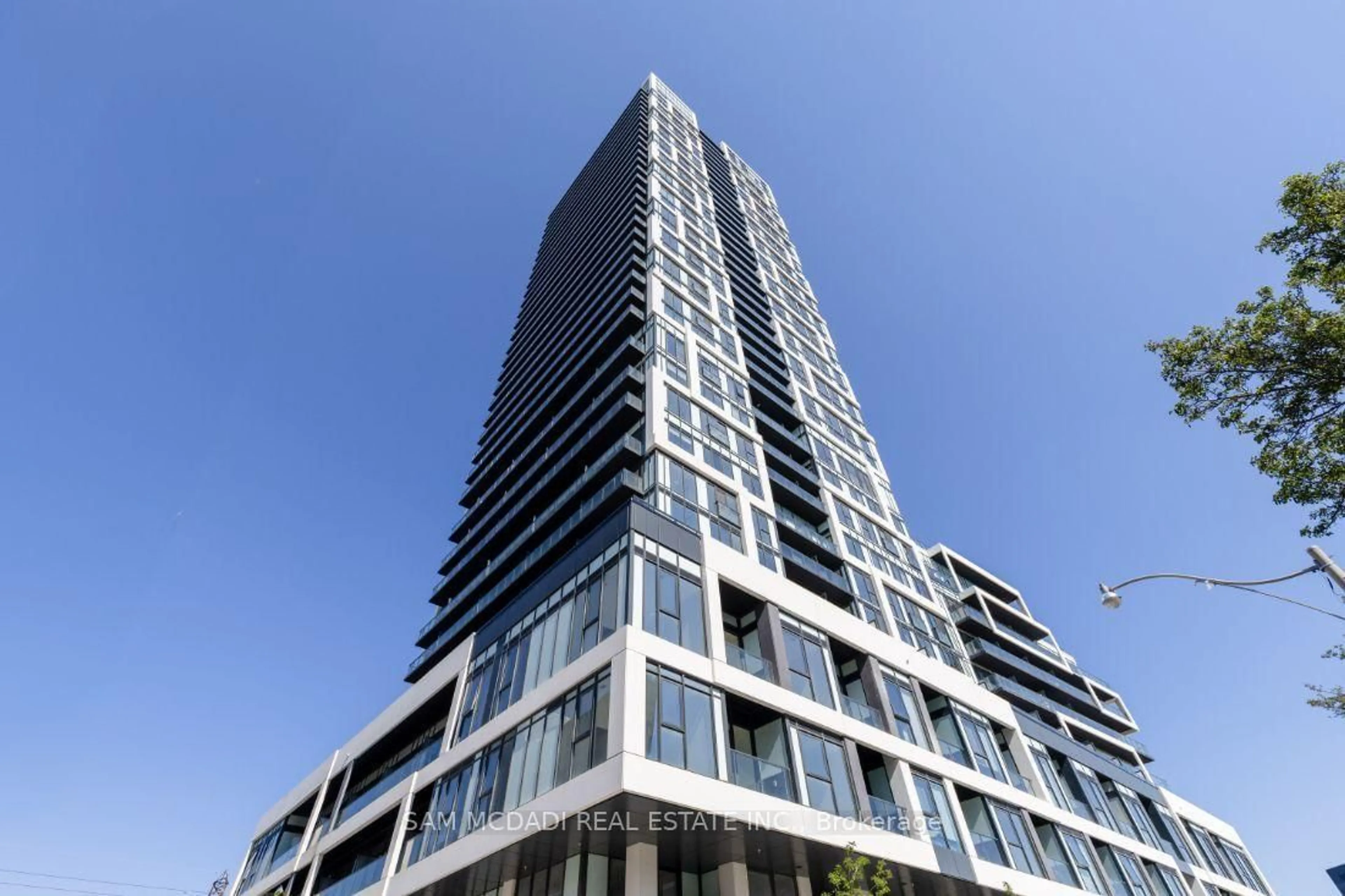 Unknown for 5 Defries St #801, Toronto Ontario M5A 0W7