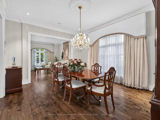 57 Yorkminster Rd, Toronto 5