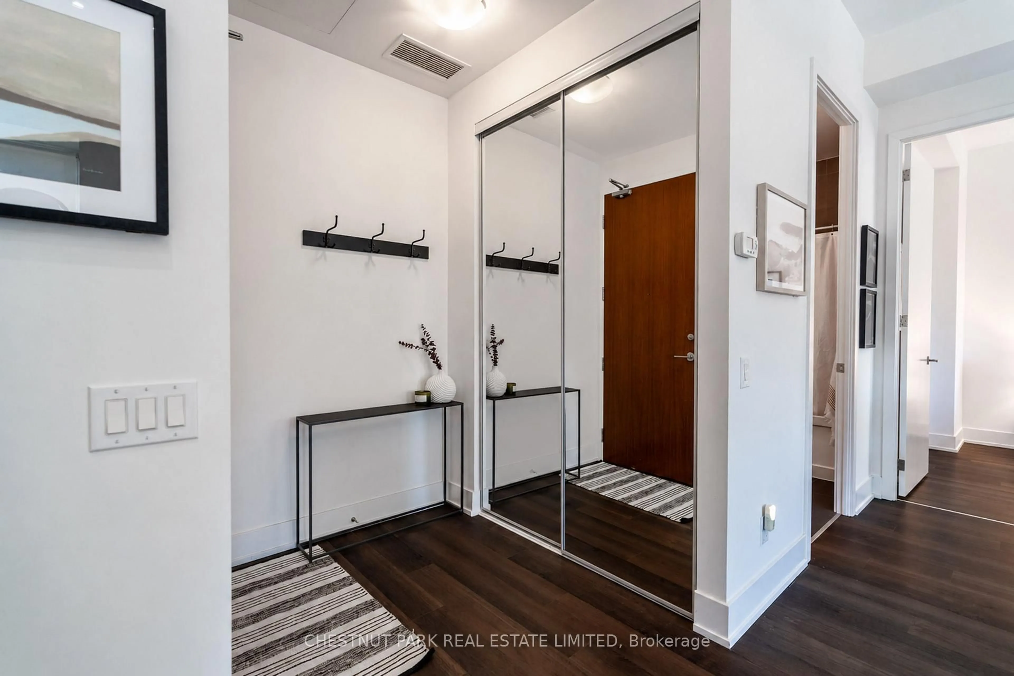 Indoor entryway for 111 St Clair Ave #320, Toronto Ontario M4V 1N5