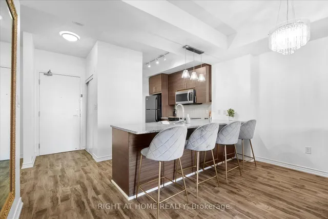 70 Forest Manor Rd #217, Toronto 5