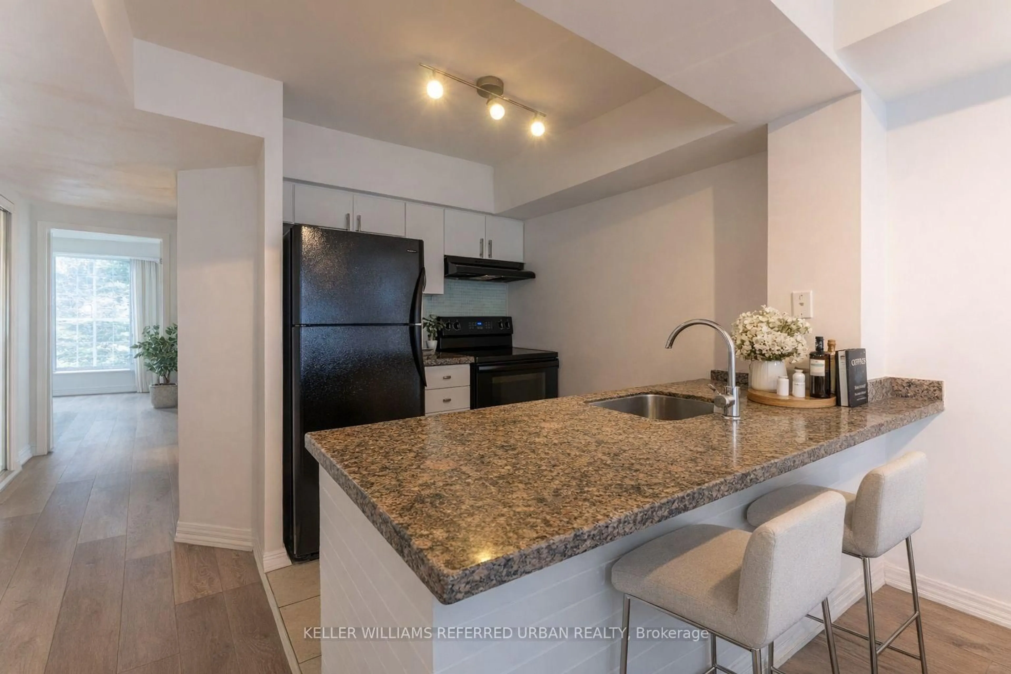 Open concept kitchen, unknown for 3 Everson Dr #651, Toronto Ontario M2N 7C2