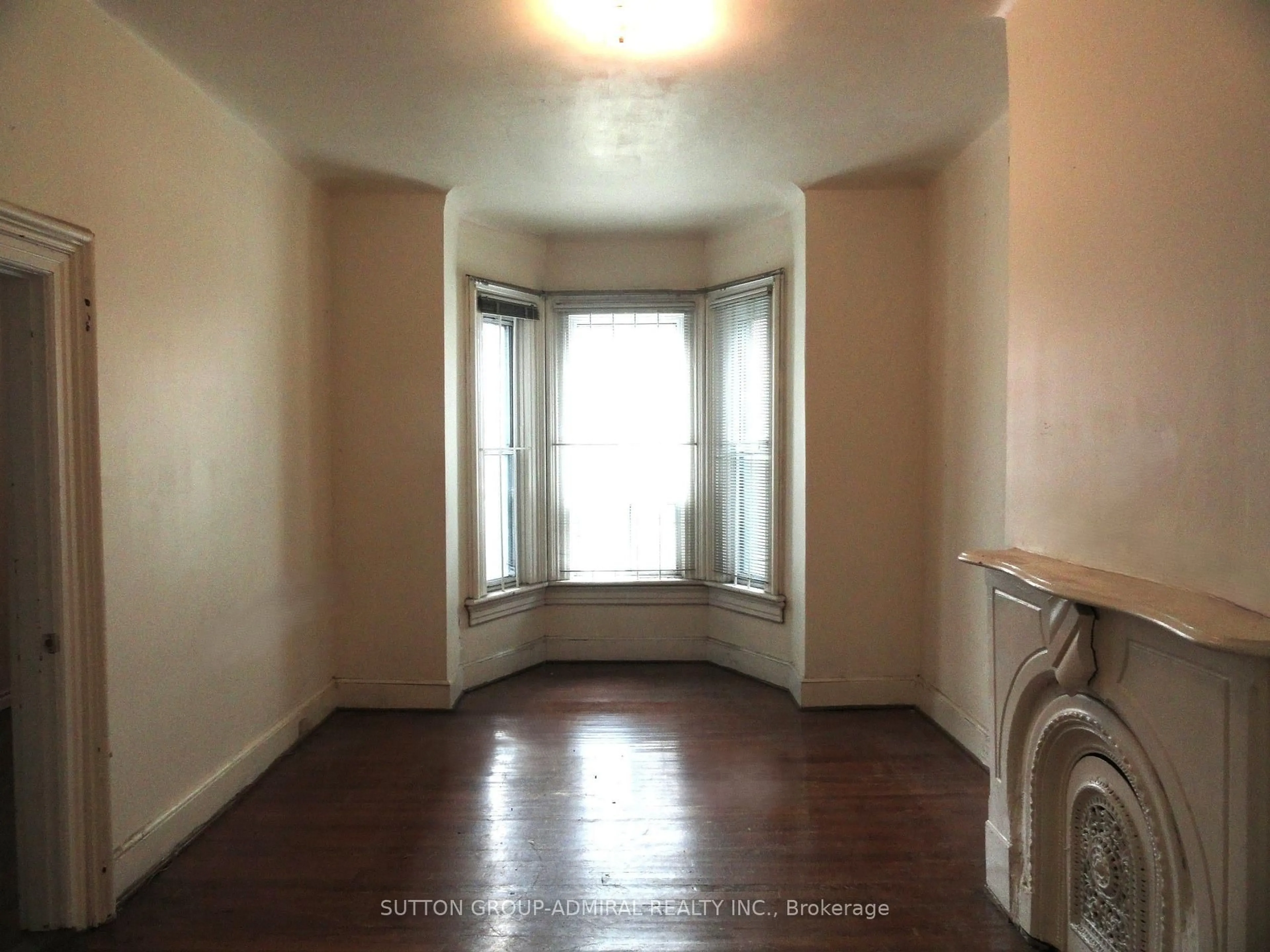 A pic of a room for 79 Baldwin St, Toronto Ontario M5T 1L5