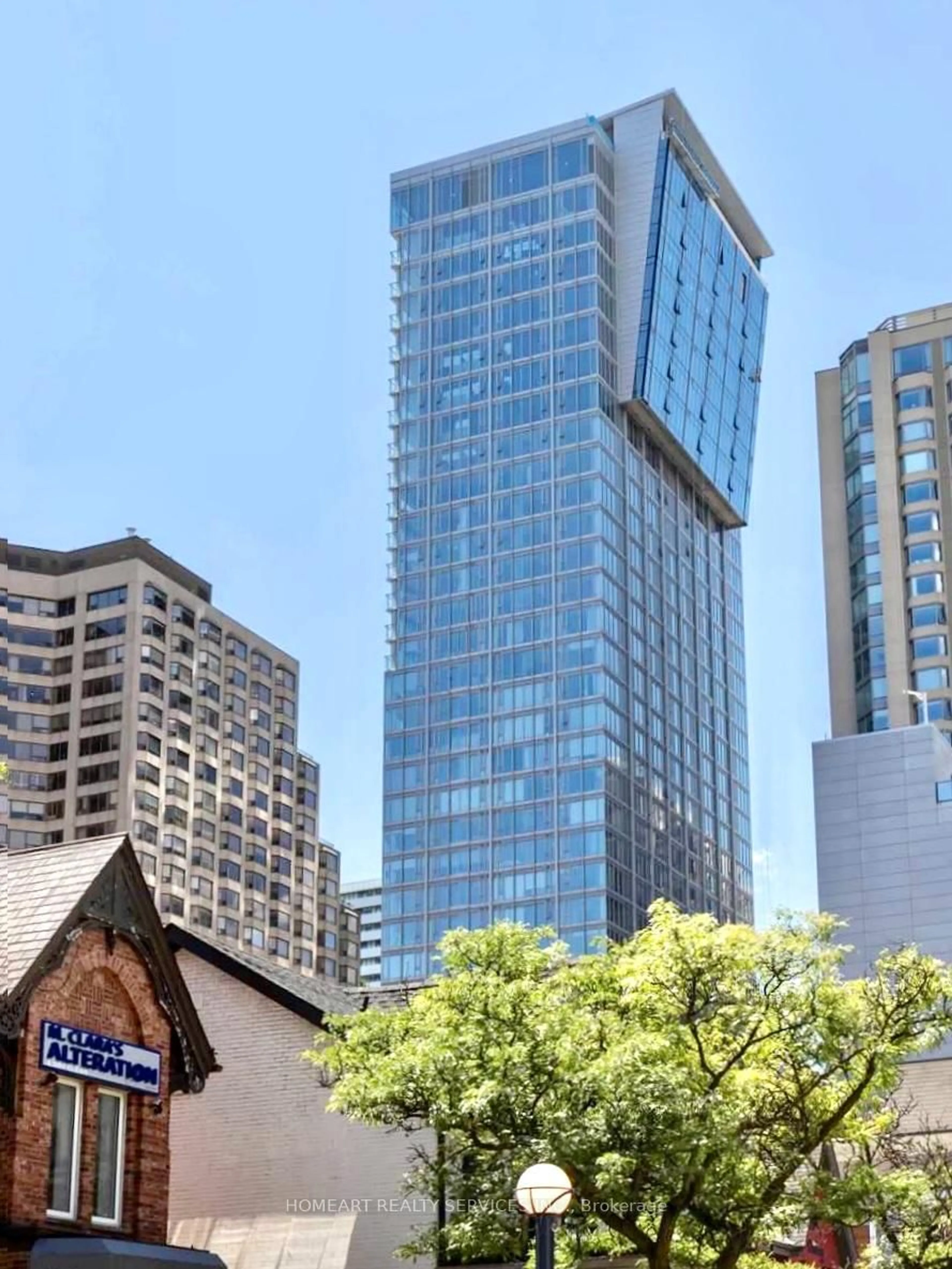 Unknown for 188 Cumberland St #2006, Toronto Ontario M5R 0B6