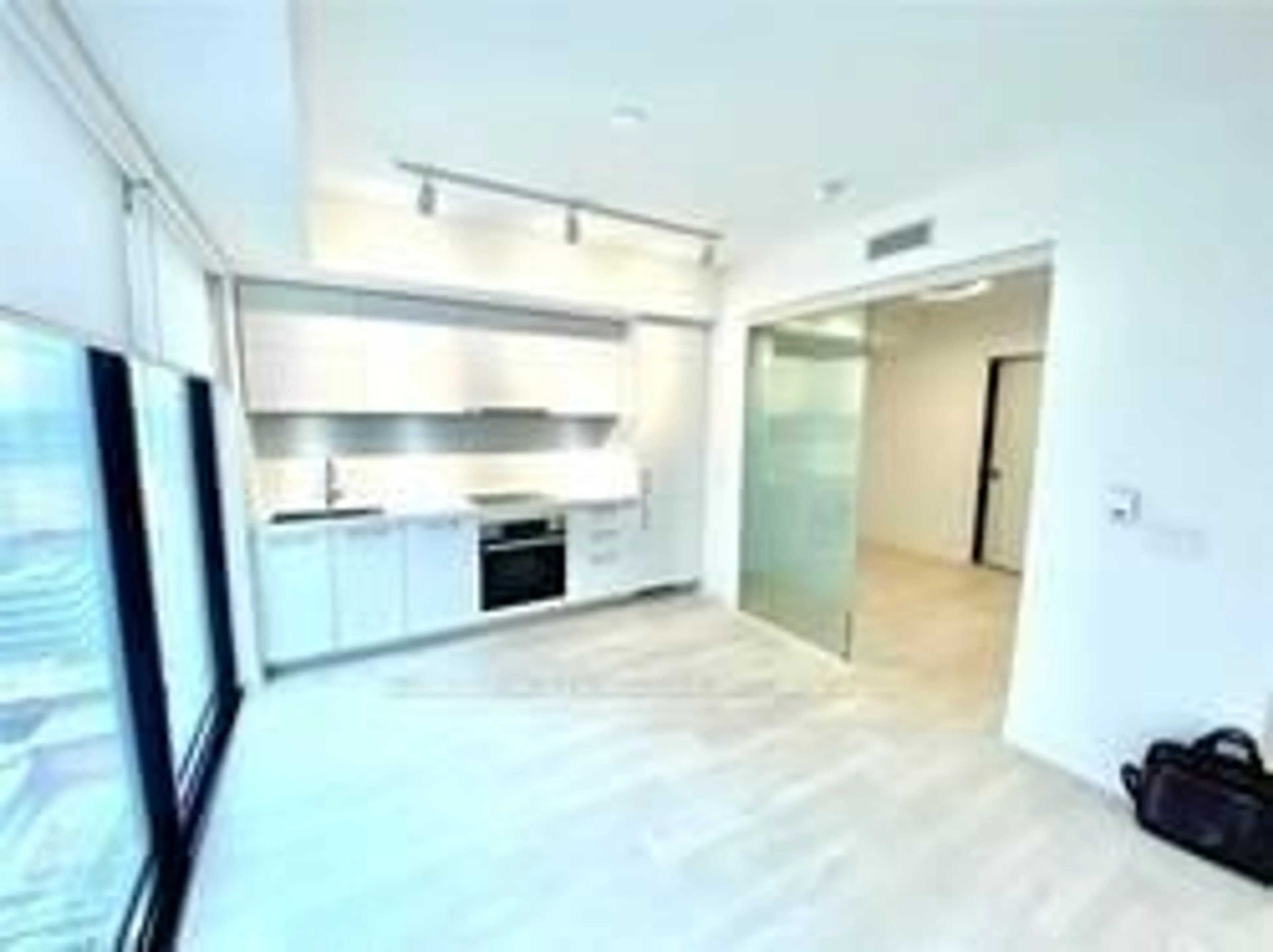 A pic of a room for 188 Cumberland St #2006, Toronto Ontario M5R 0B6