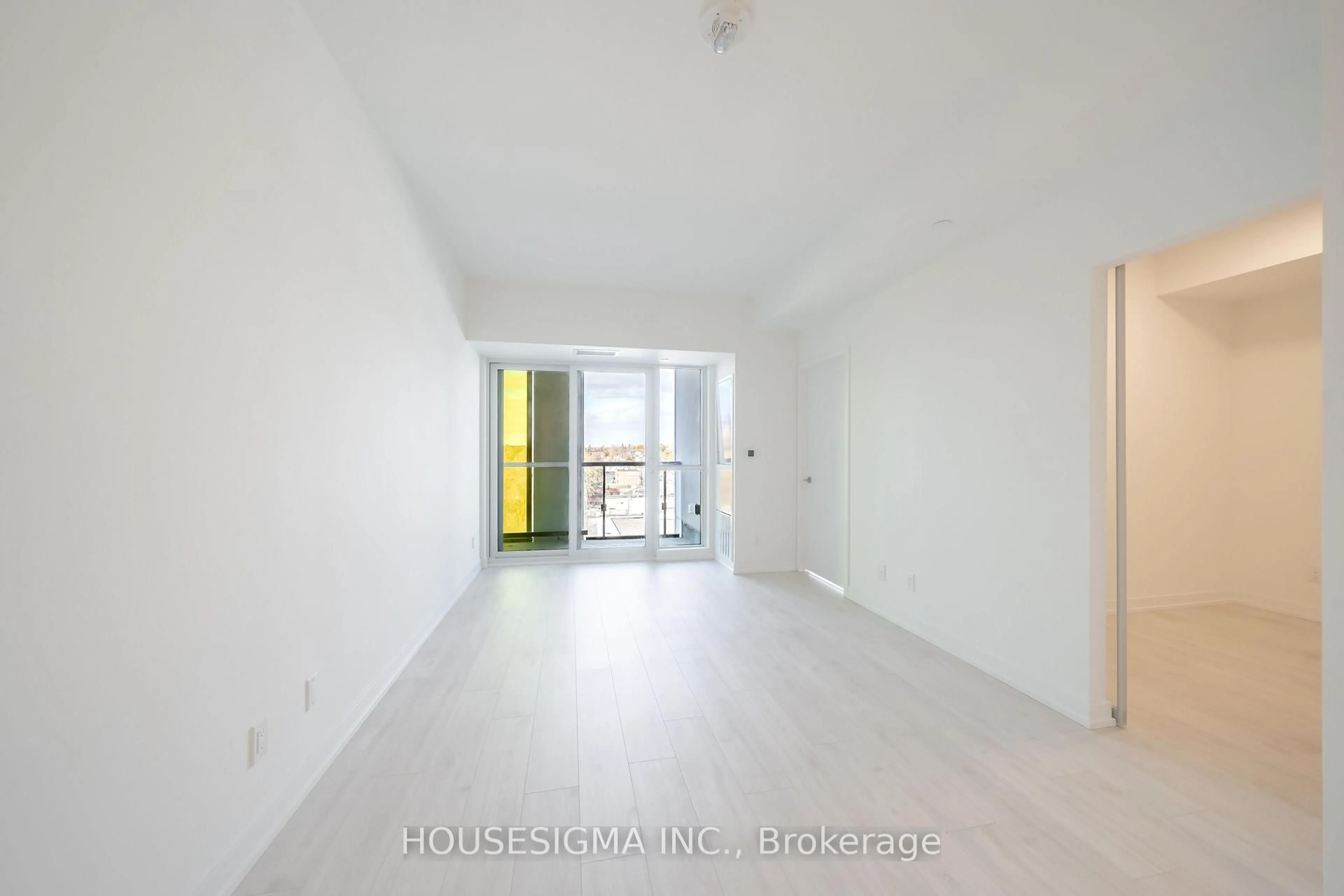 A pic of a room for 181 Sheppard Ave #703, Toronto Ontario M2N 0L9