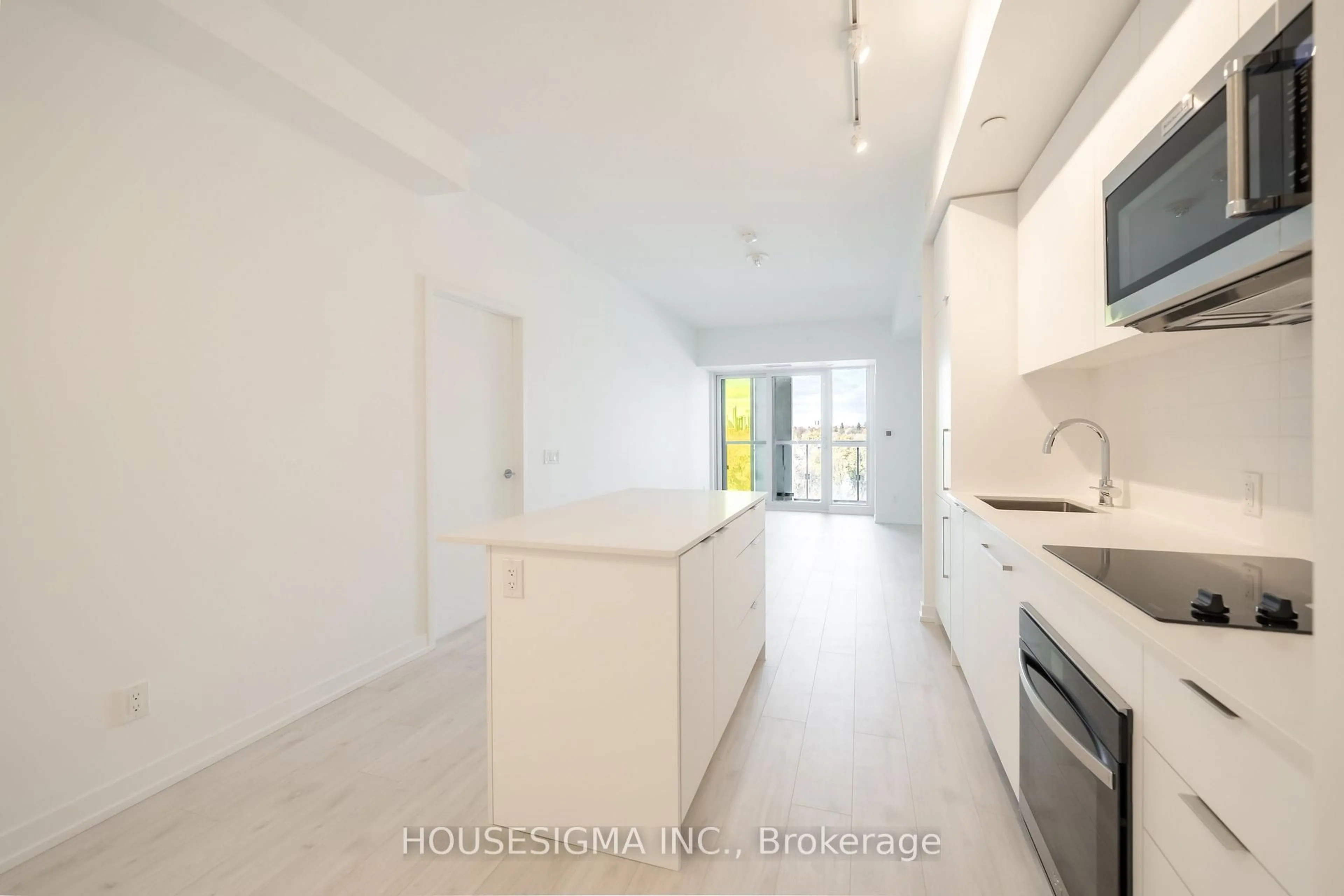 Unknown for 181 Sheppard Ave #703, Toronto Ontario M2N 0L9