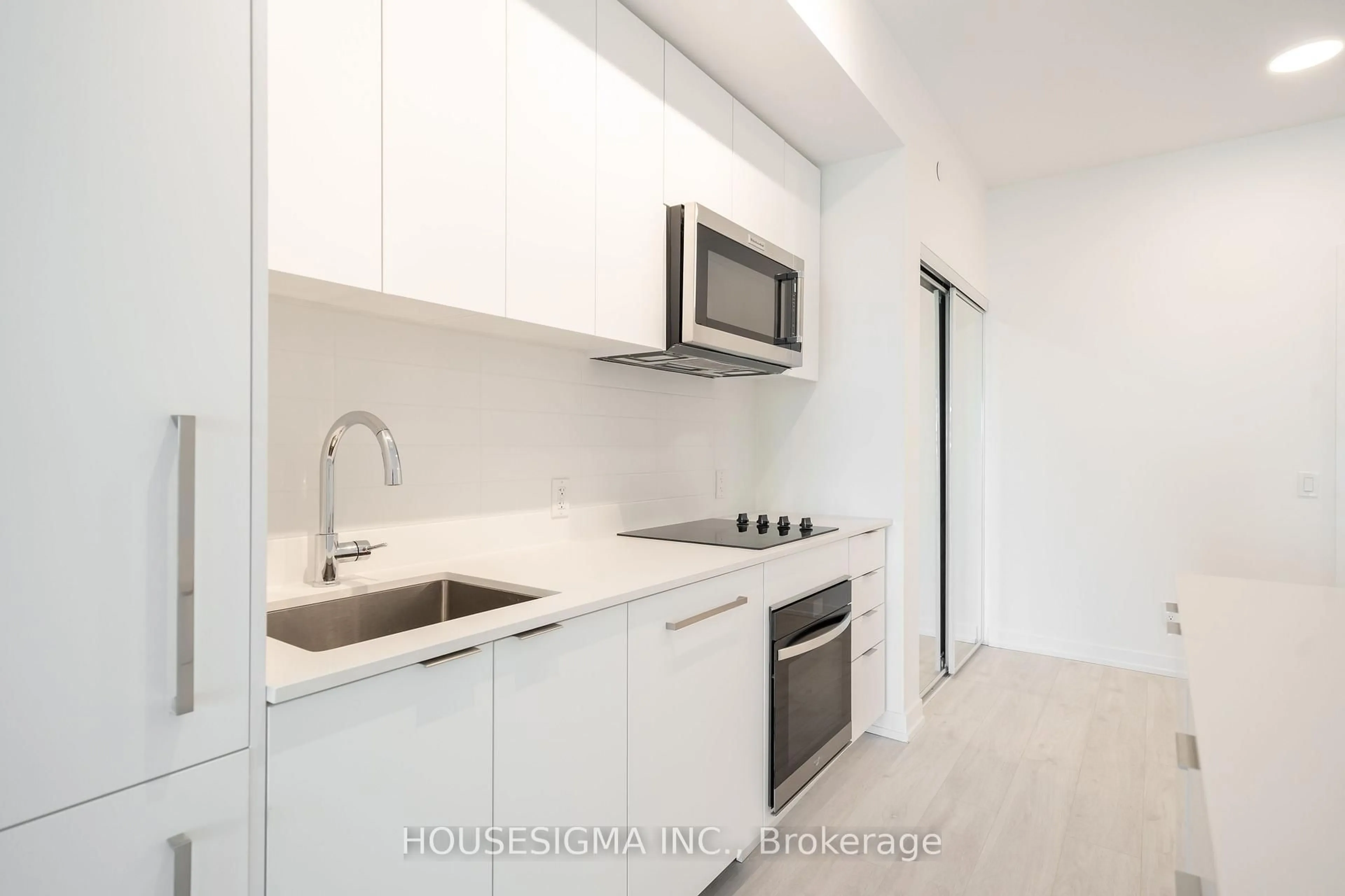 Standard kitchen, unknown for 181 Sheppard Ave #703, Toronto Ontario M2N 0L9