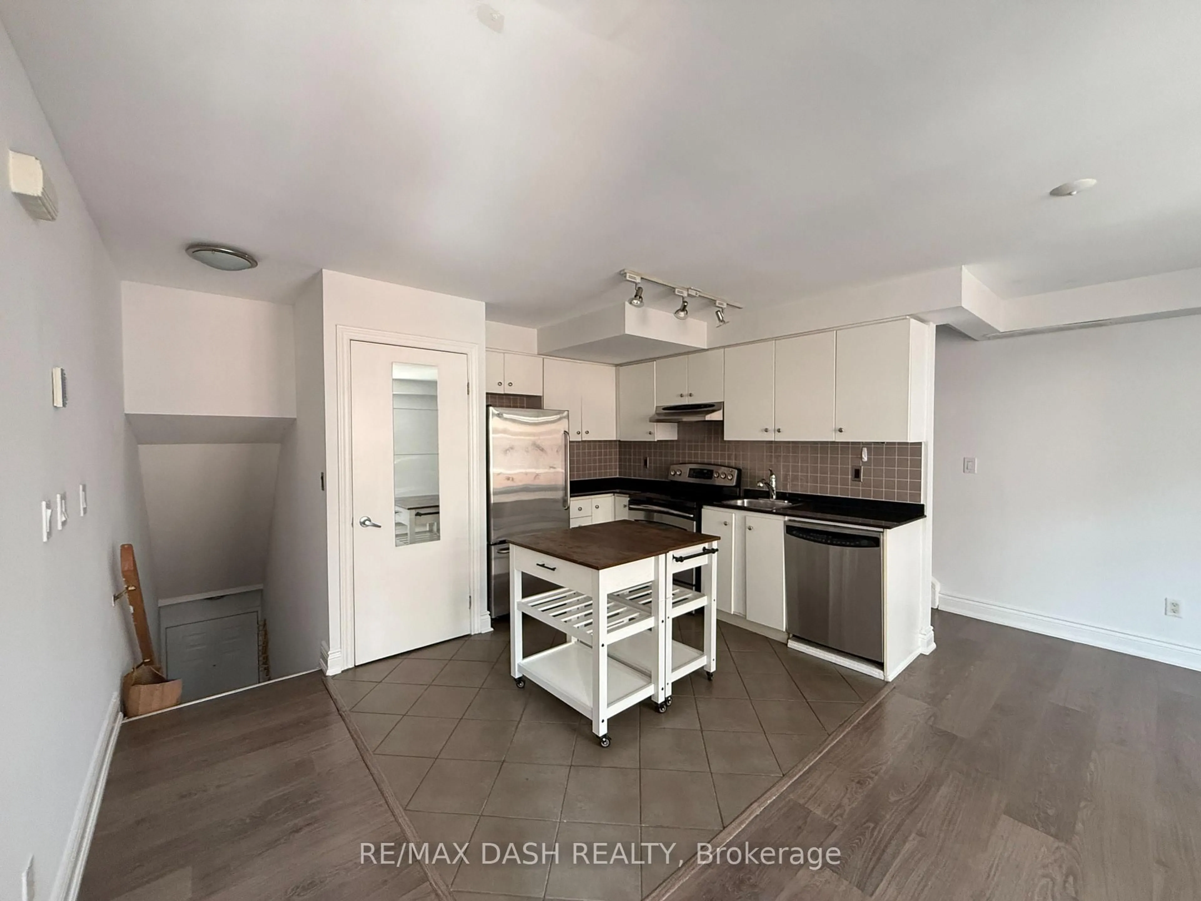 Open concept kitchen, unknown for 415 Jarvis St #342, Toronto Ontario M4Y 3C1
