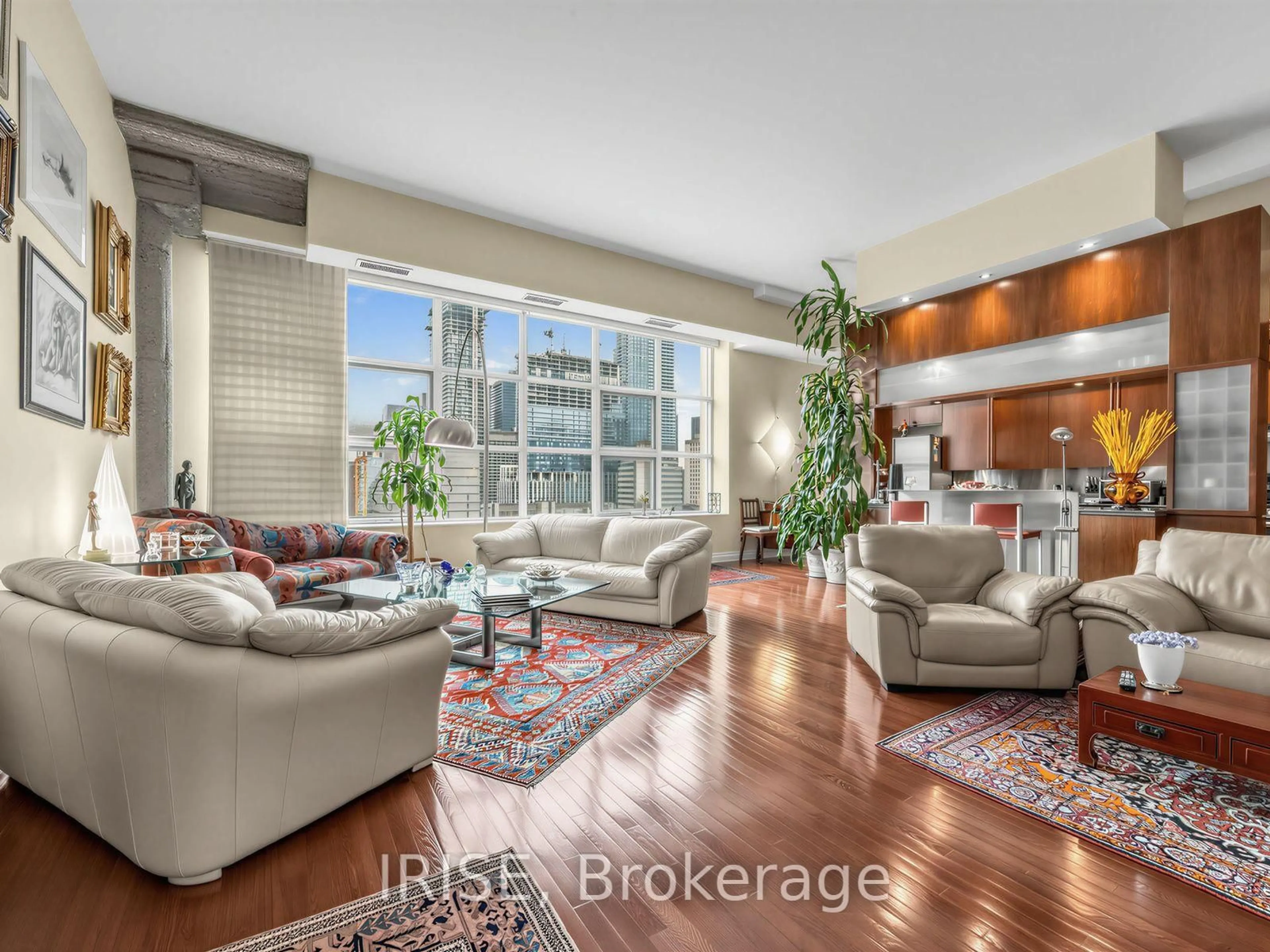 Living room with furniture, unknown for 155 Dalhousie St #1014, Toronto Ontario M5B 2P7