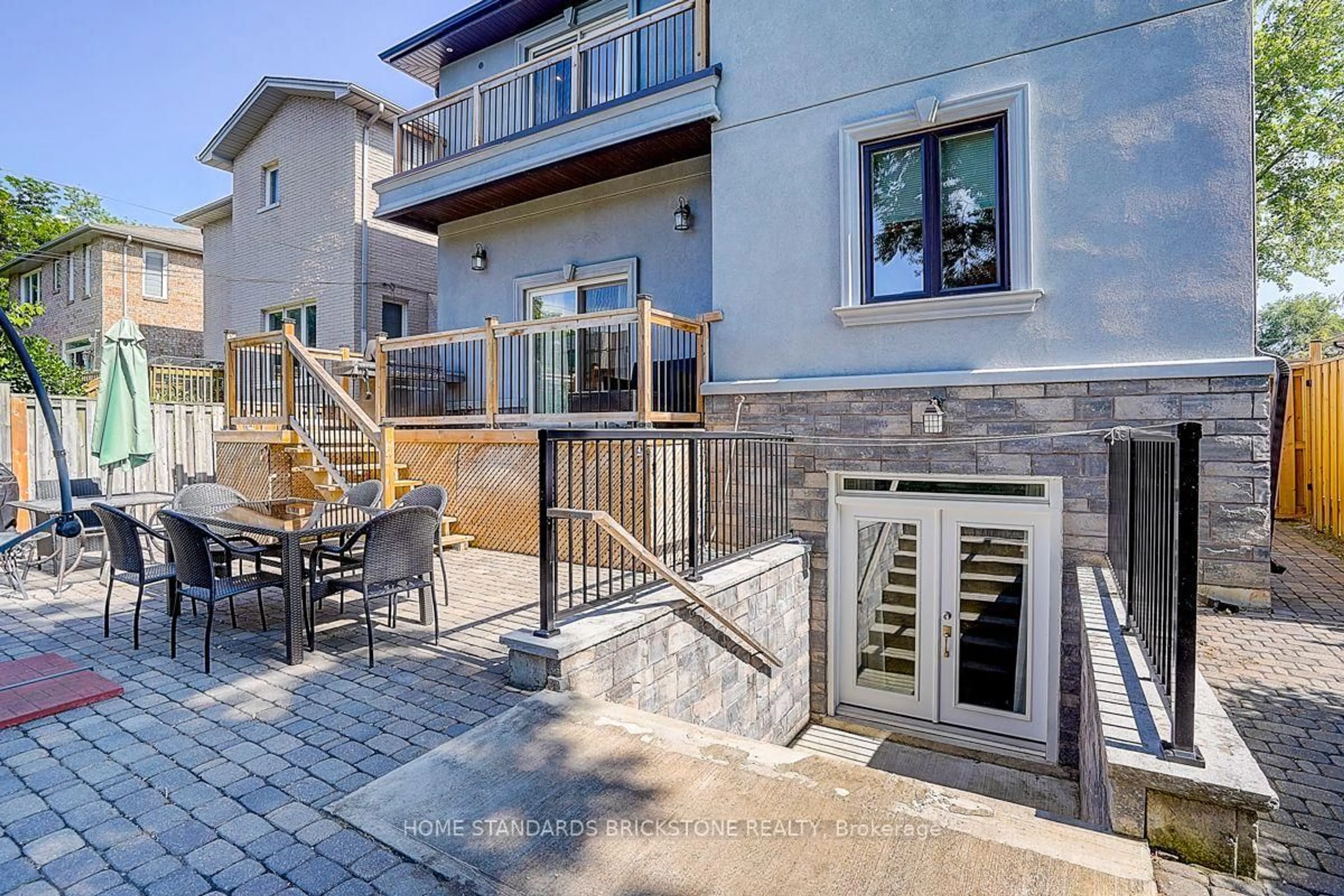 Patio, unknown for 36 Abitibi Ave, Toronto Ontario M2M 2V1