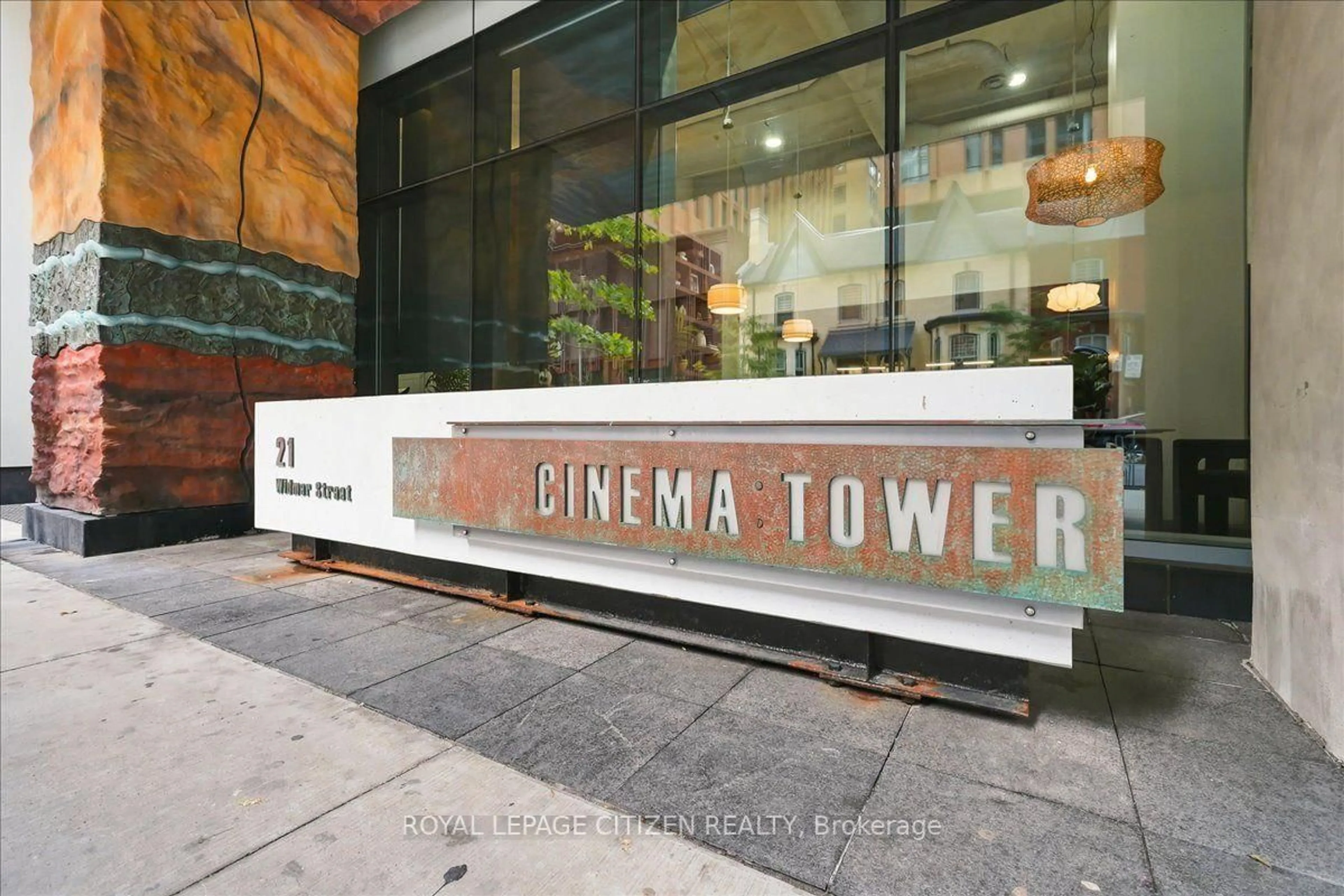 Home theater for 21 Widmer St #1911, Toronto Ontario M5V 0B8