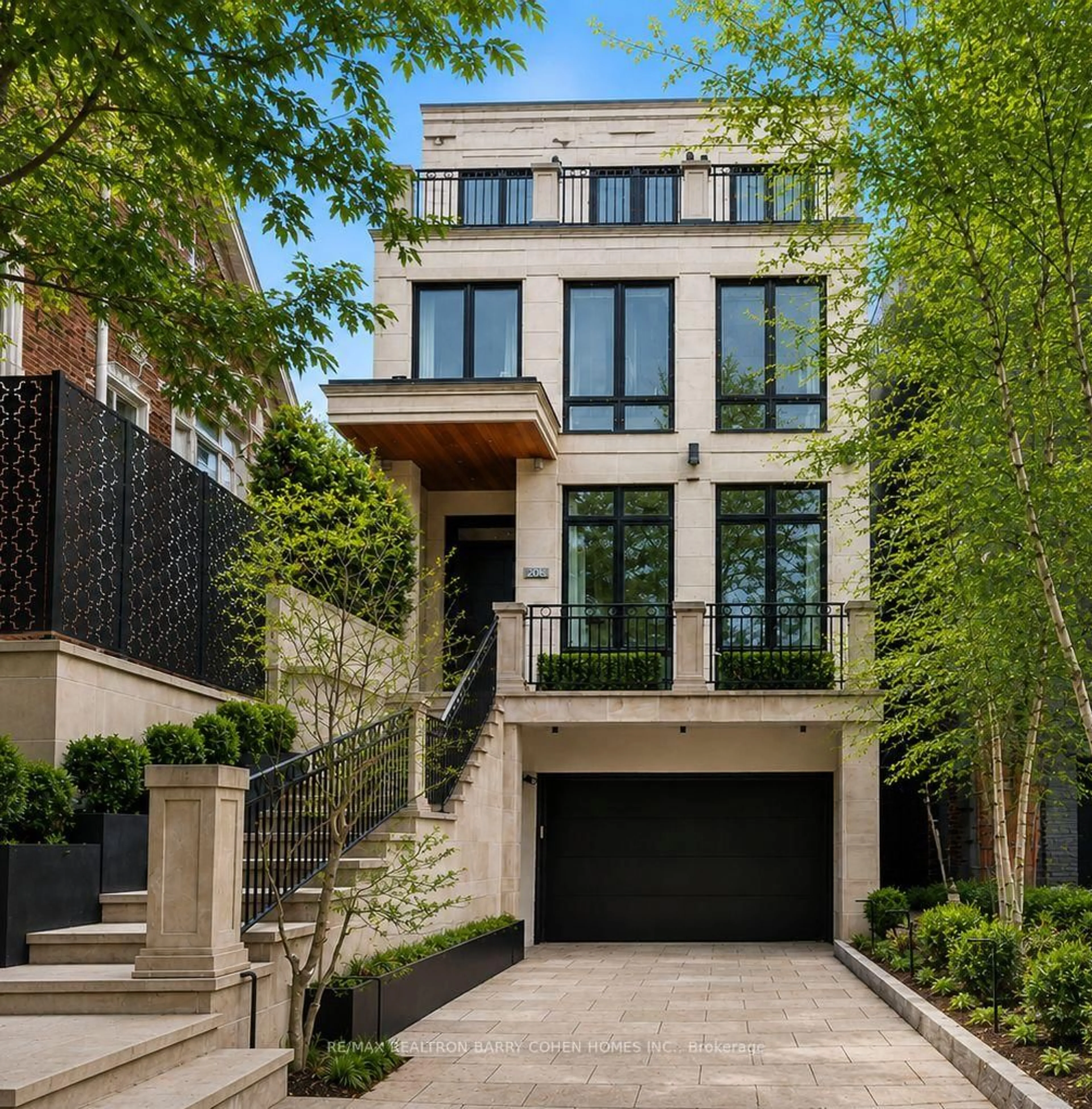 Home with brick exterior material, street for 20B Woodlawn Ave, Toronto Ontario M4V 1G7